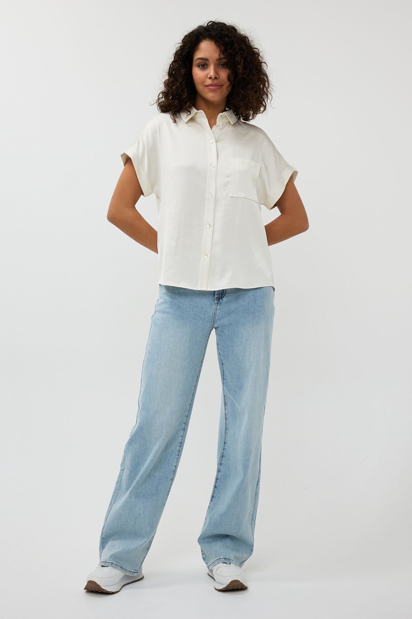 BLOUSE S/SLVE POCKET SATIN LOOK OFF WHITE 1