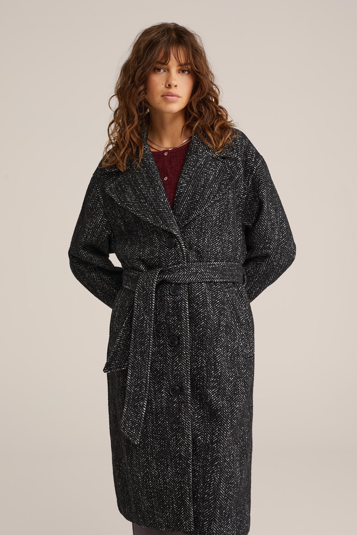 COAT BLACK 1