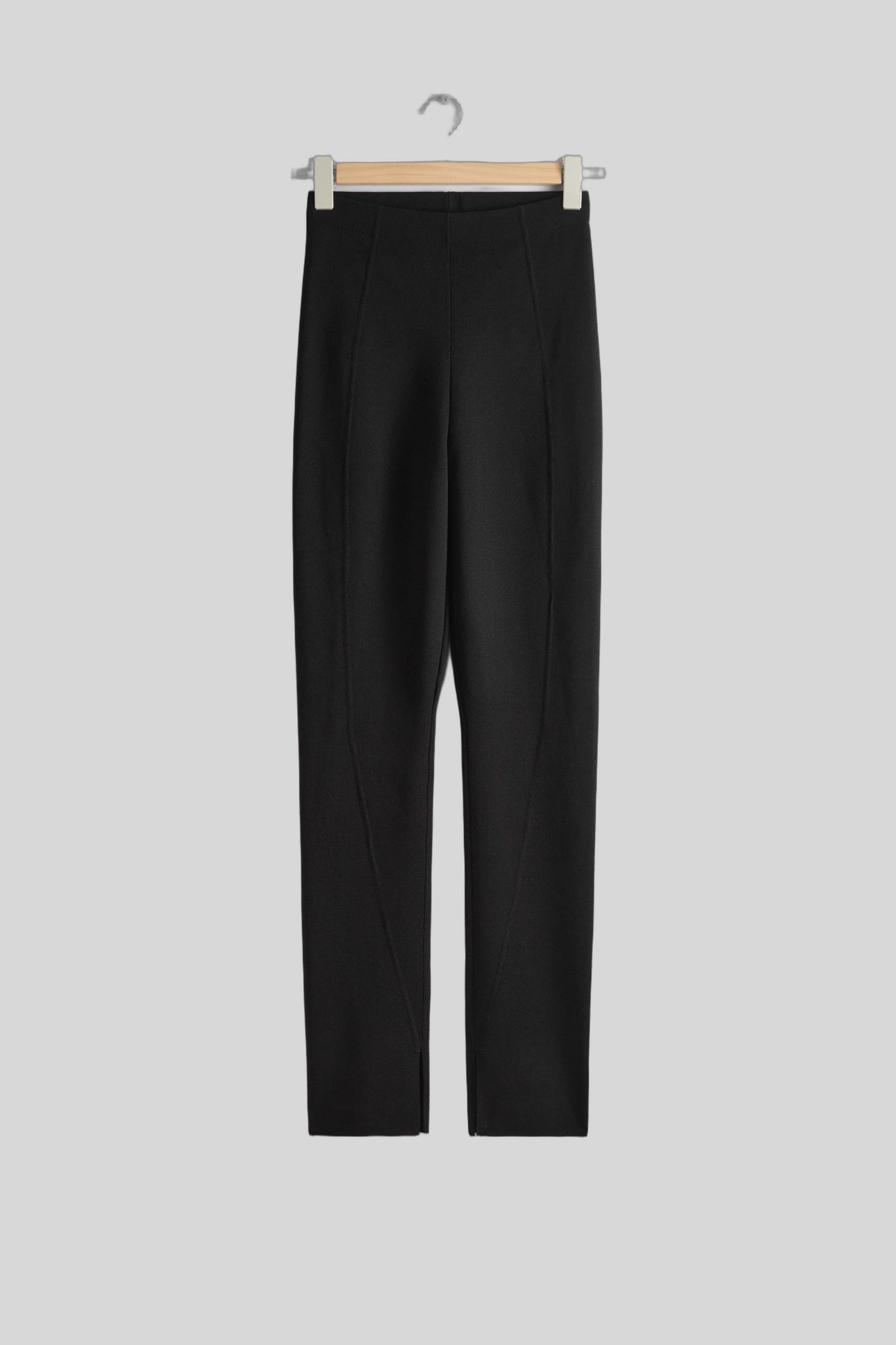 FERGIE LEGGINGS BLACK 3