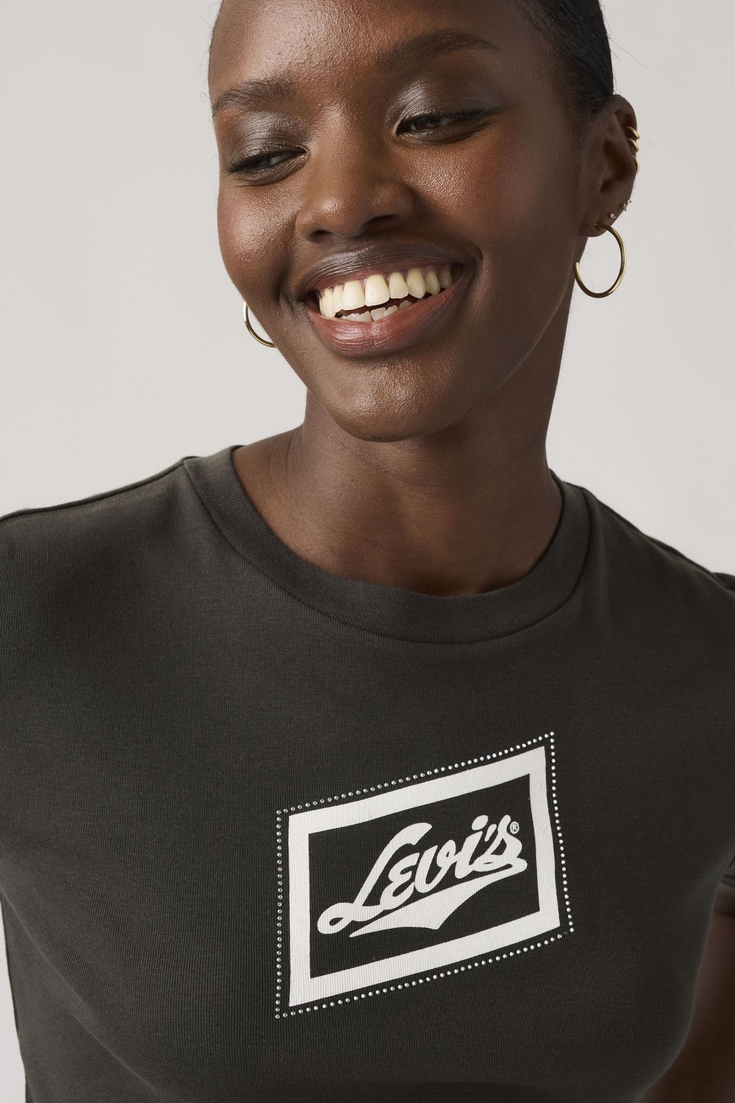 GRAPHIC ESSENTIAL SPORTY TEE 4