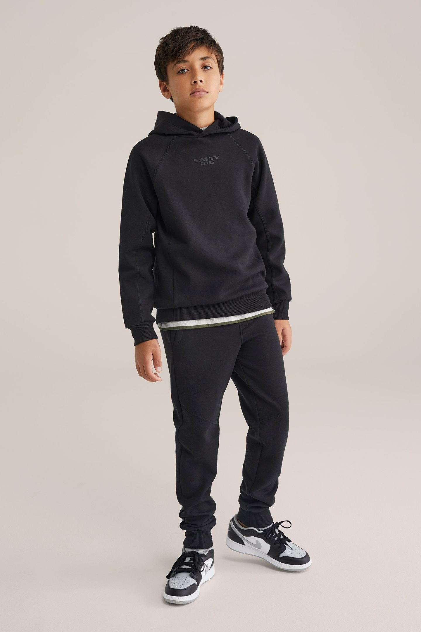 SWEATER BLACK 2
