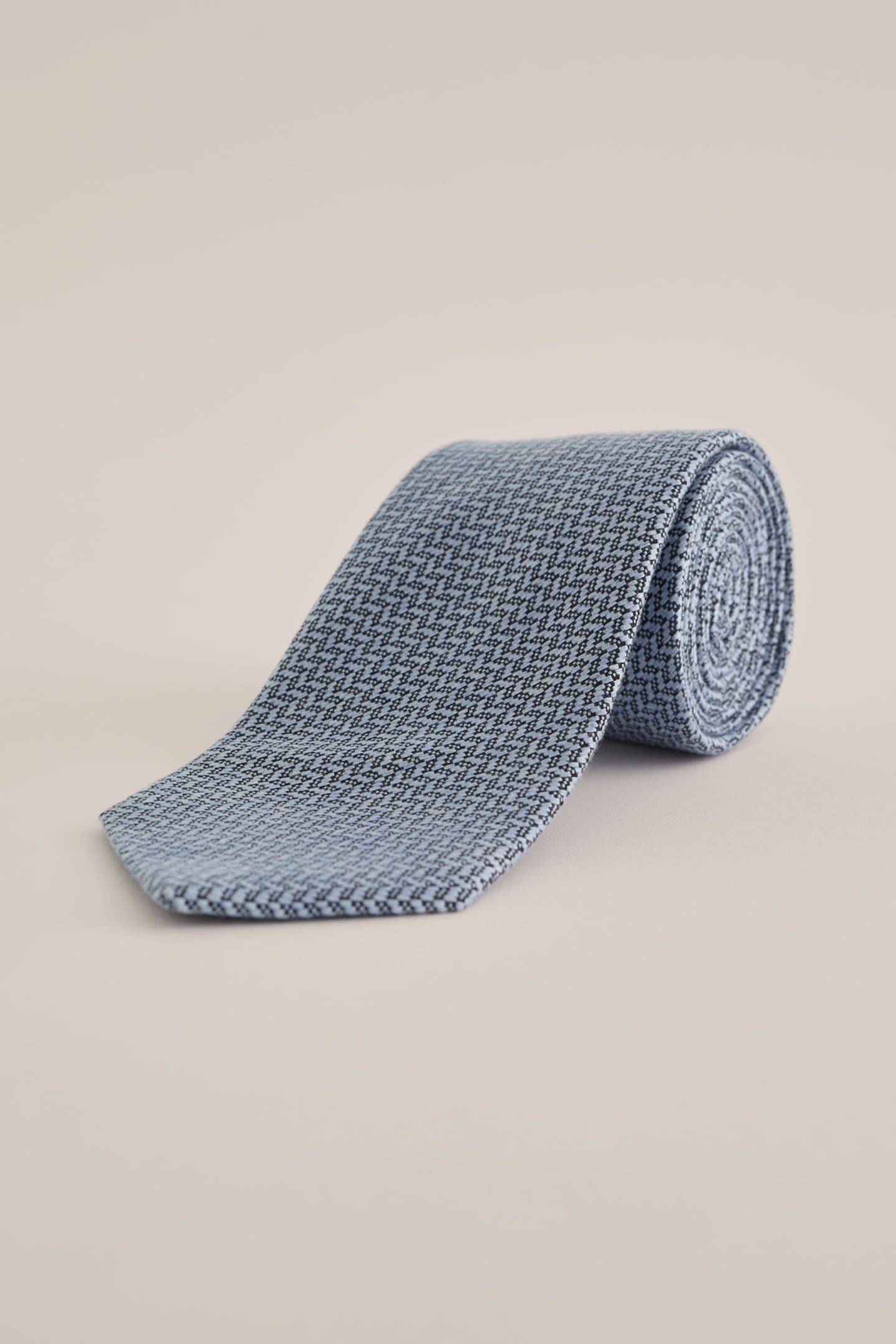 TIE LIGHT BLUE 1