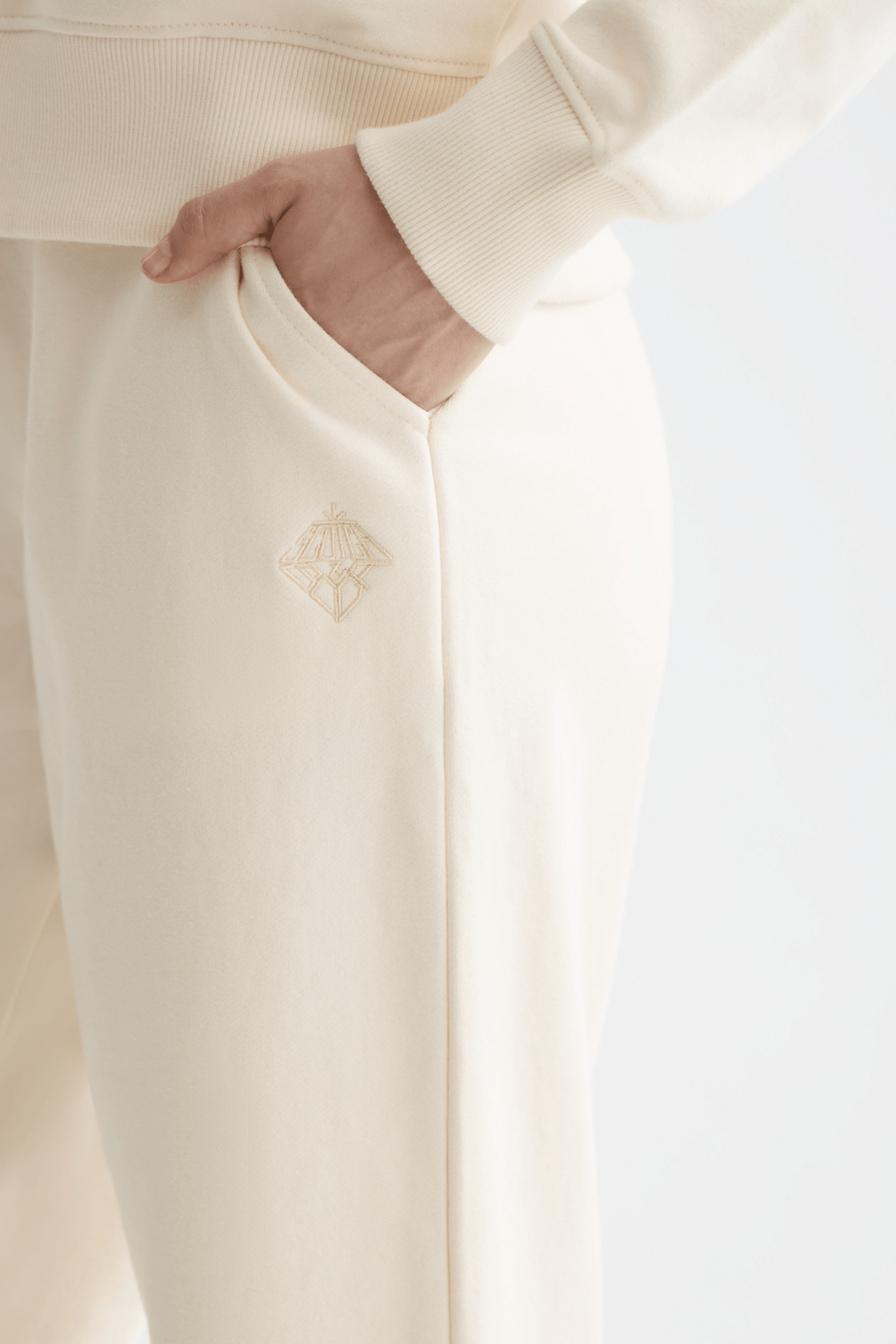 ARTWORK WIDE LEG SWEATPANTS OFF WHITE 6
