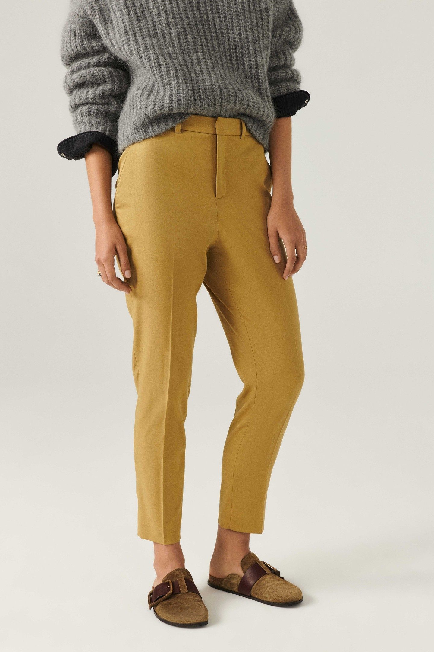 PANTALON DARCY OLIVE 2