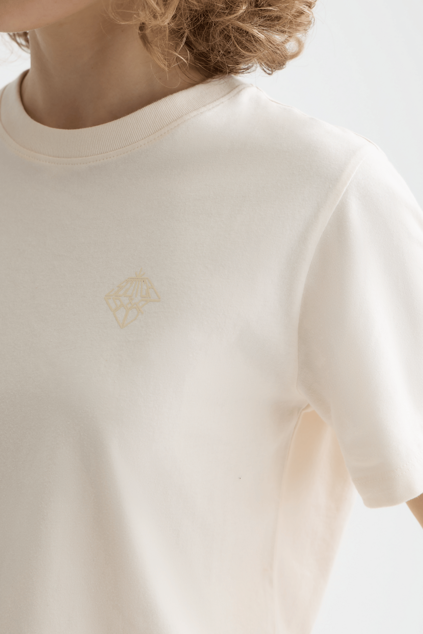 CHEST ARTWORK REGULAR T-SHIRT OFF WHITE 6