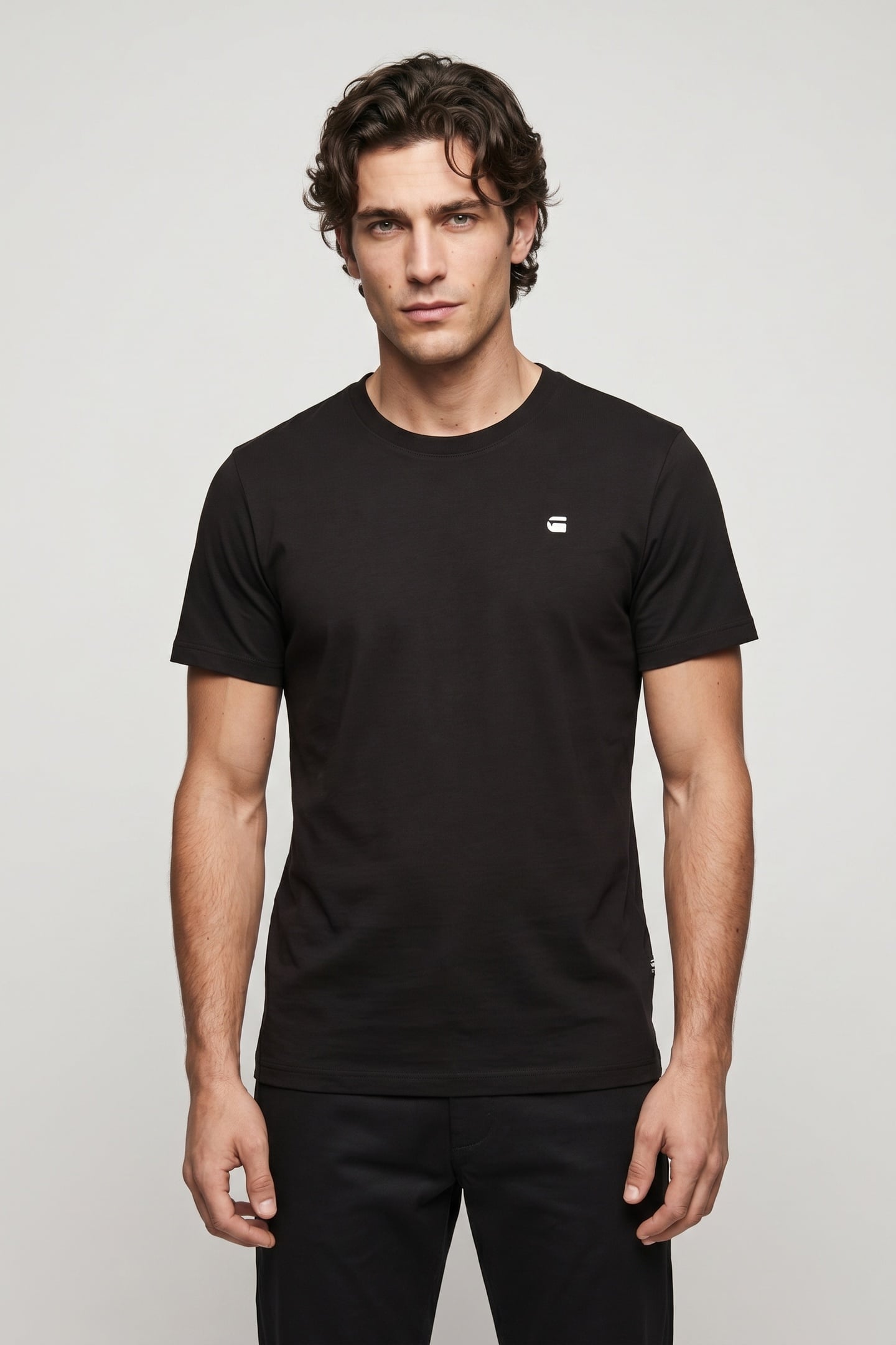 CHEST LOGO SLIM R T S\S DK BLACK 2