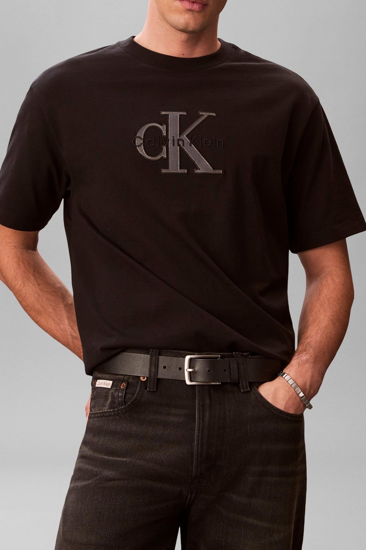 SS 16S ELEVATED MONO TEE BLACK 1