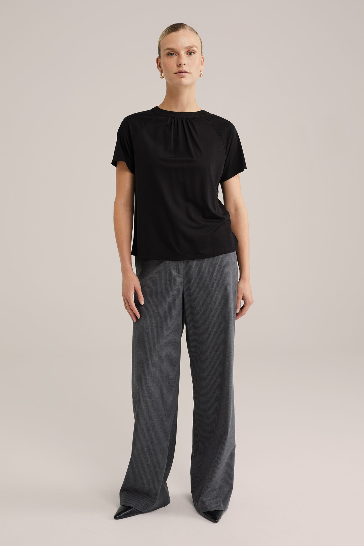 T-SHIRT BLACK 3