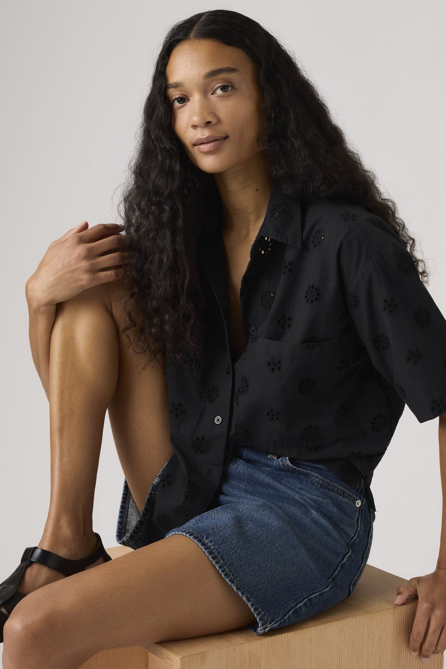 NOVELTY HARLIE SHORT SLEEVE CROPPED SHIRT 1