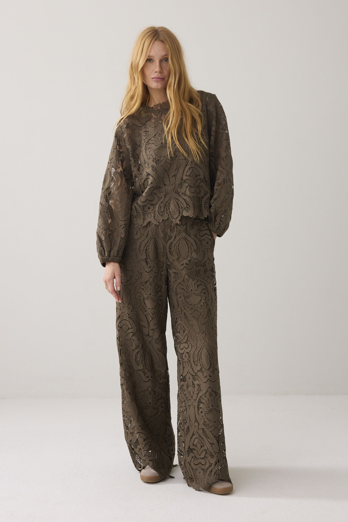 TROUSERS LACE DARK CAMO 1