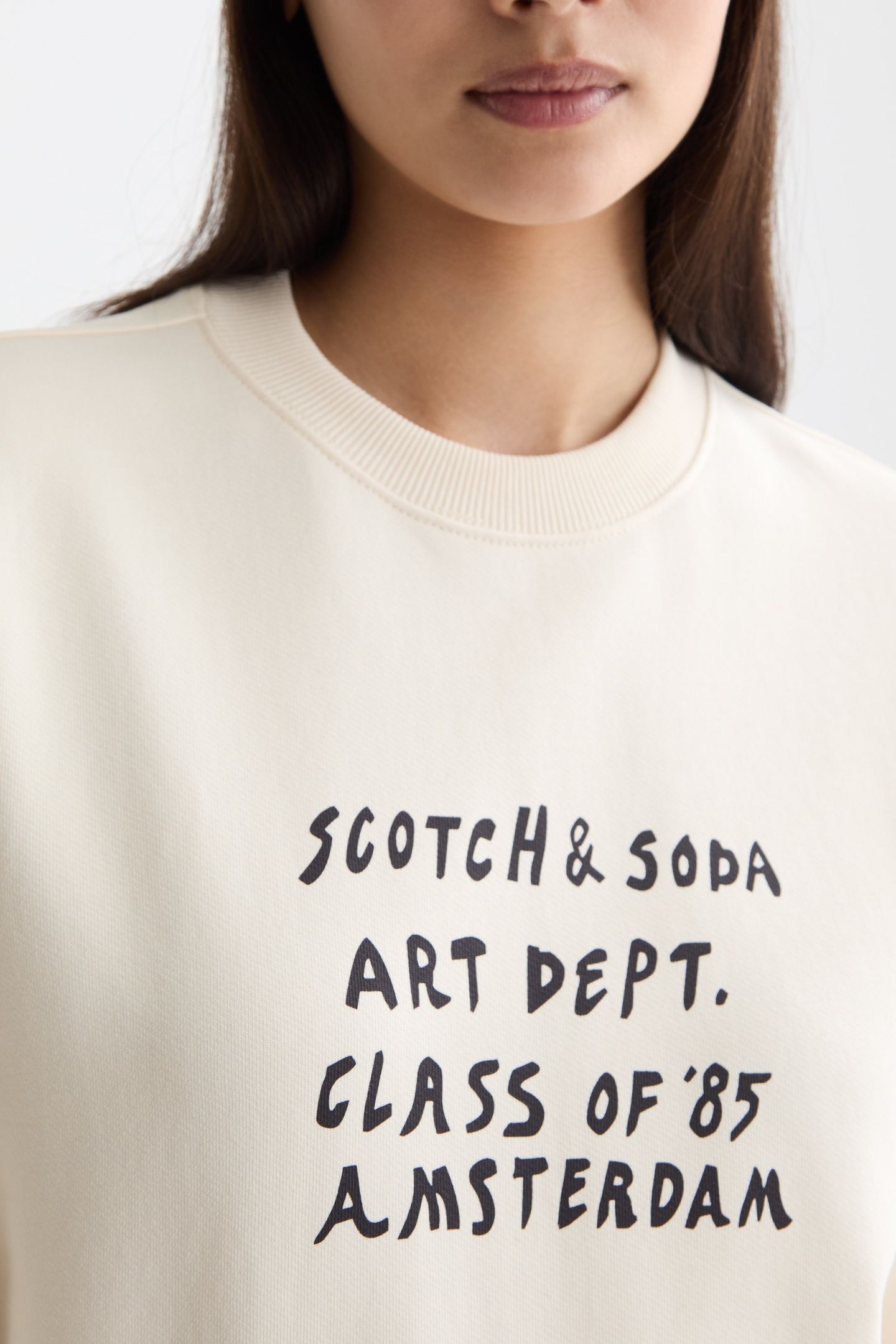 REGULAR FIT SWEATSHIRT WITH CHEST ARTWORK EGGNOG 3