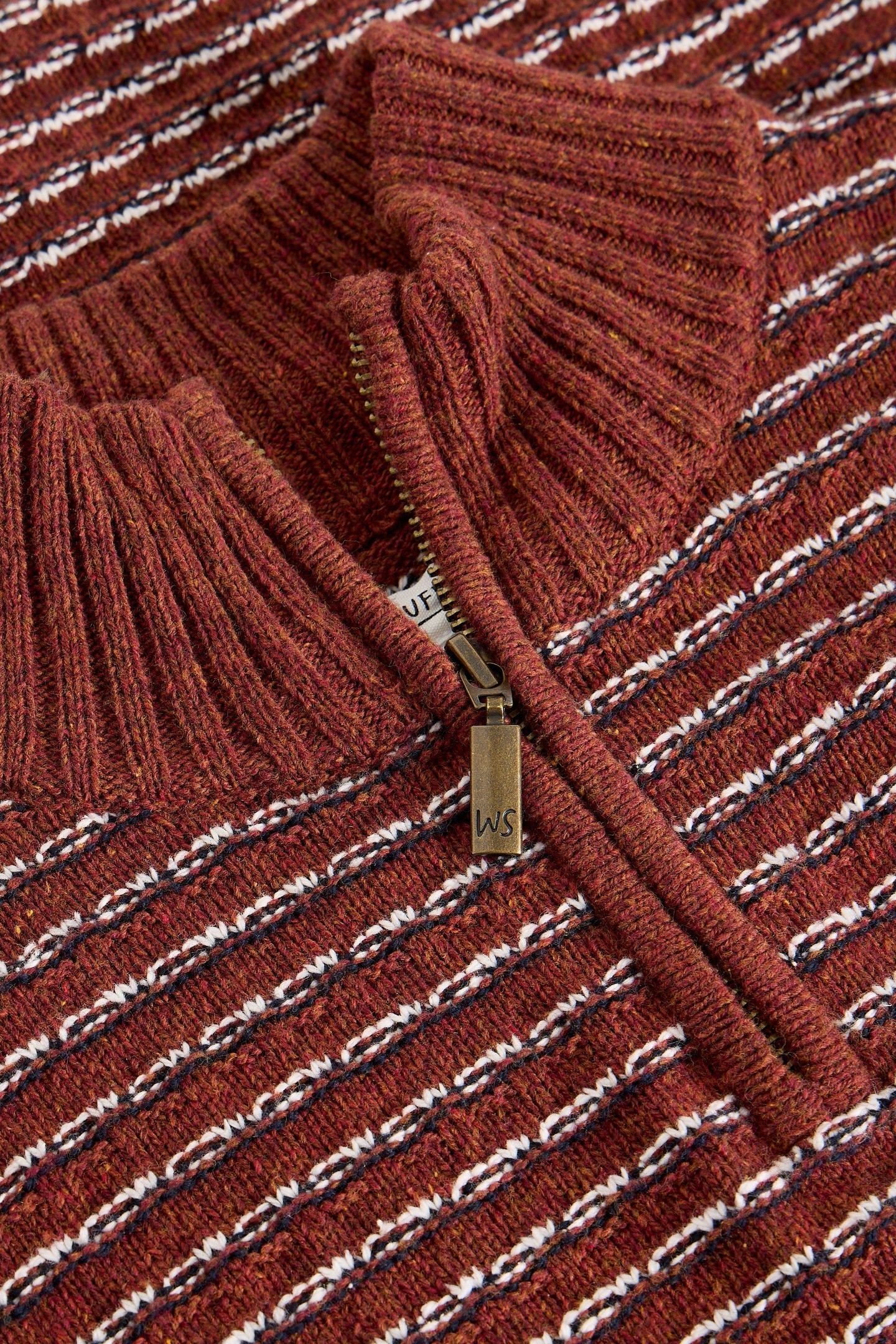 TEXTURED STRIPE FUNNEL RED MULTI 7