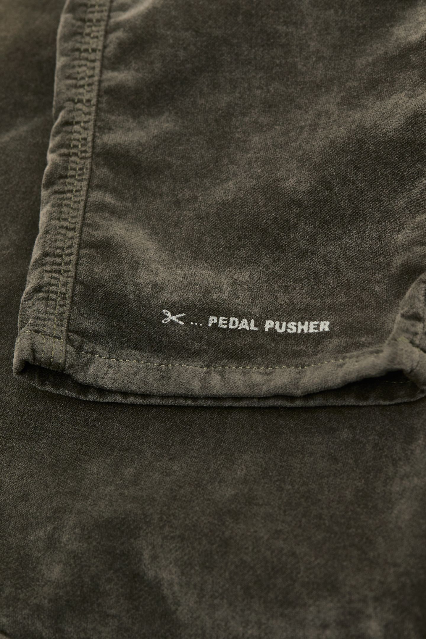 PEDAL PUSHER PANTS VER GREEN 5