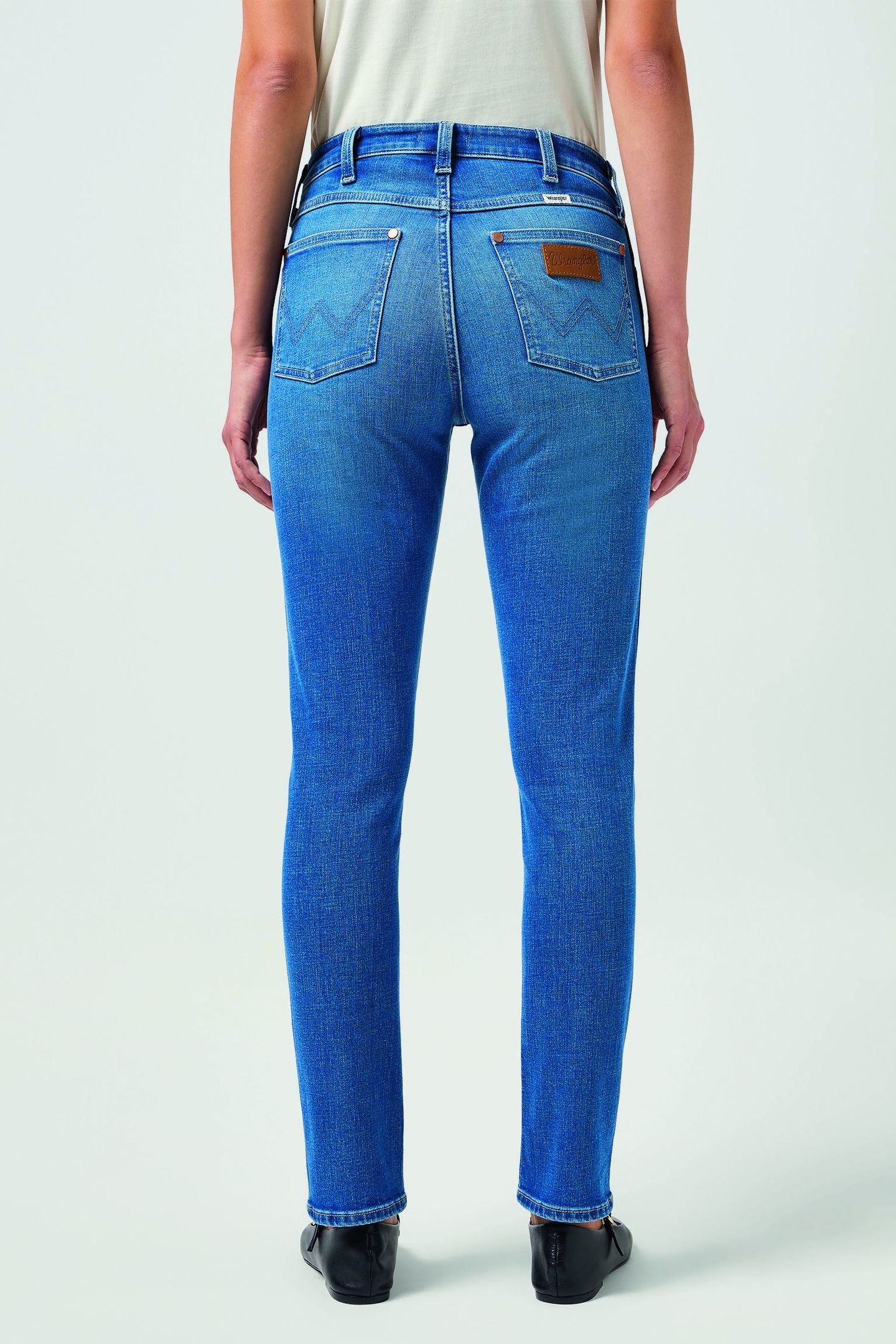 SIENNA REBEL BLUE JEANS 2