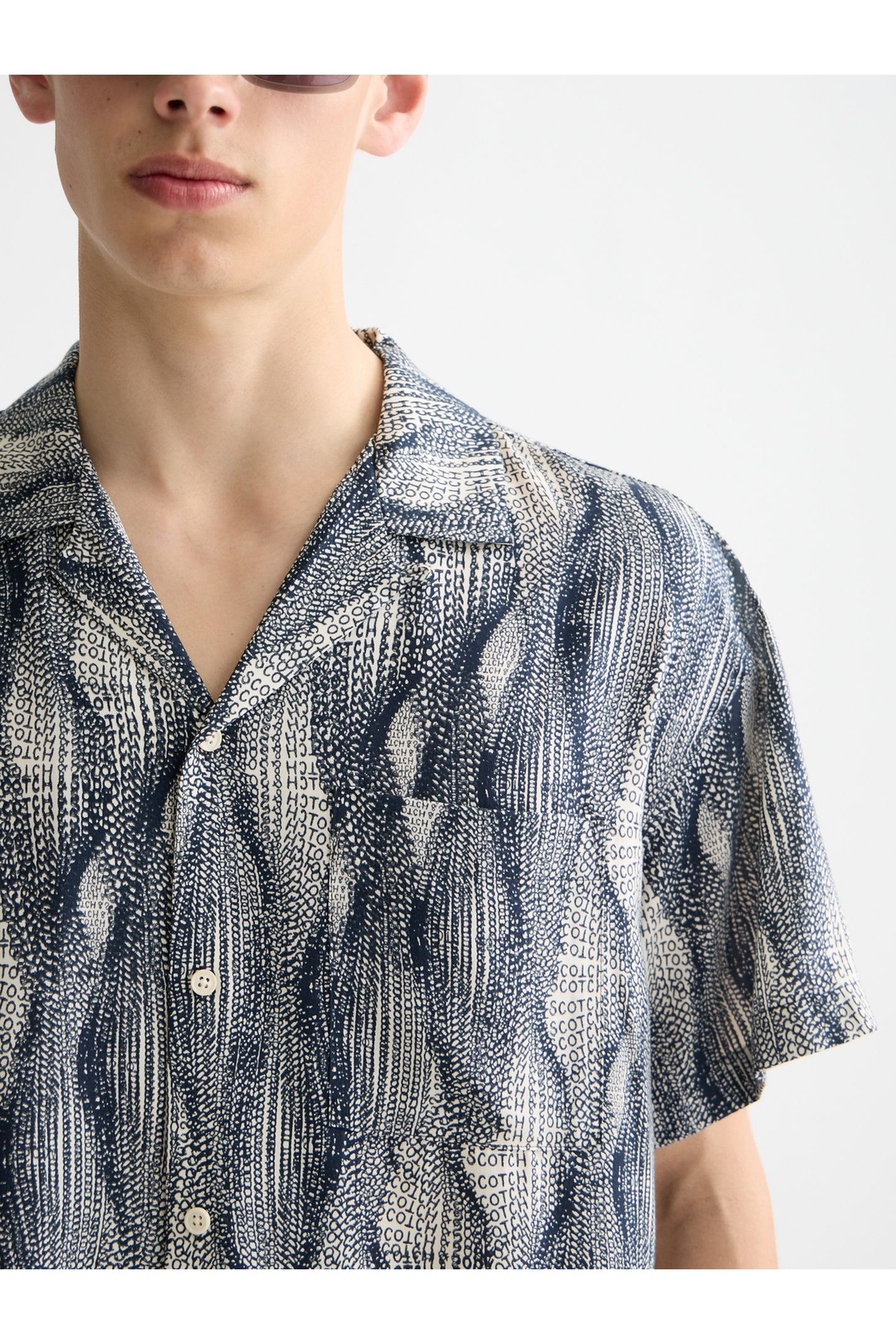 PRINTED SHORT-SLEEVED TENCEL SHIRT BATIK LOGO PRINT NAVY AOP 7