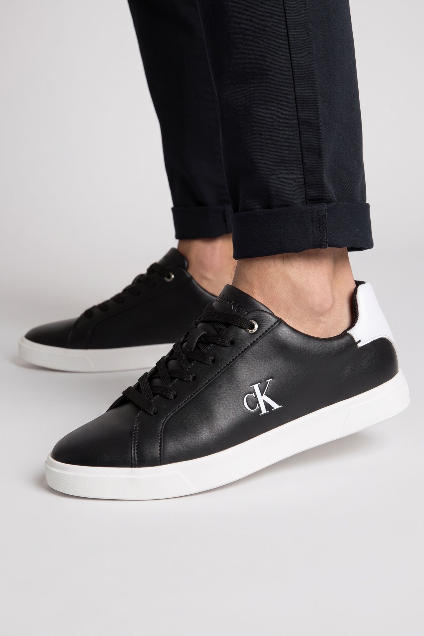 LOW PRO CUP LACEUP SNEAKERS BLACK/BRIGHT WHITE 3
