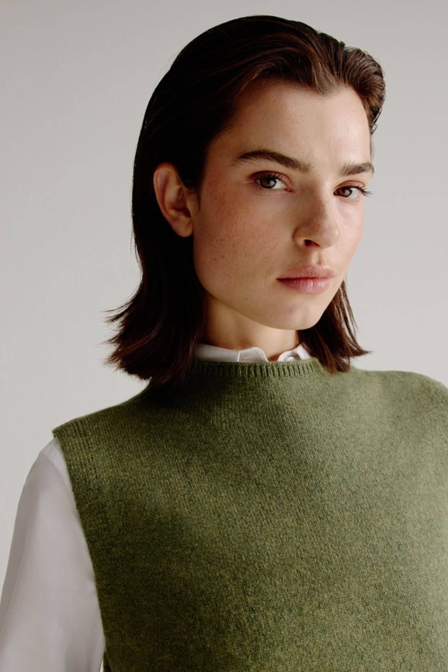 LIZ SPENCER MOSS GREEN 4