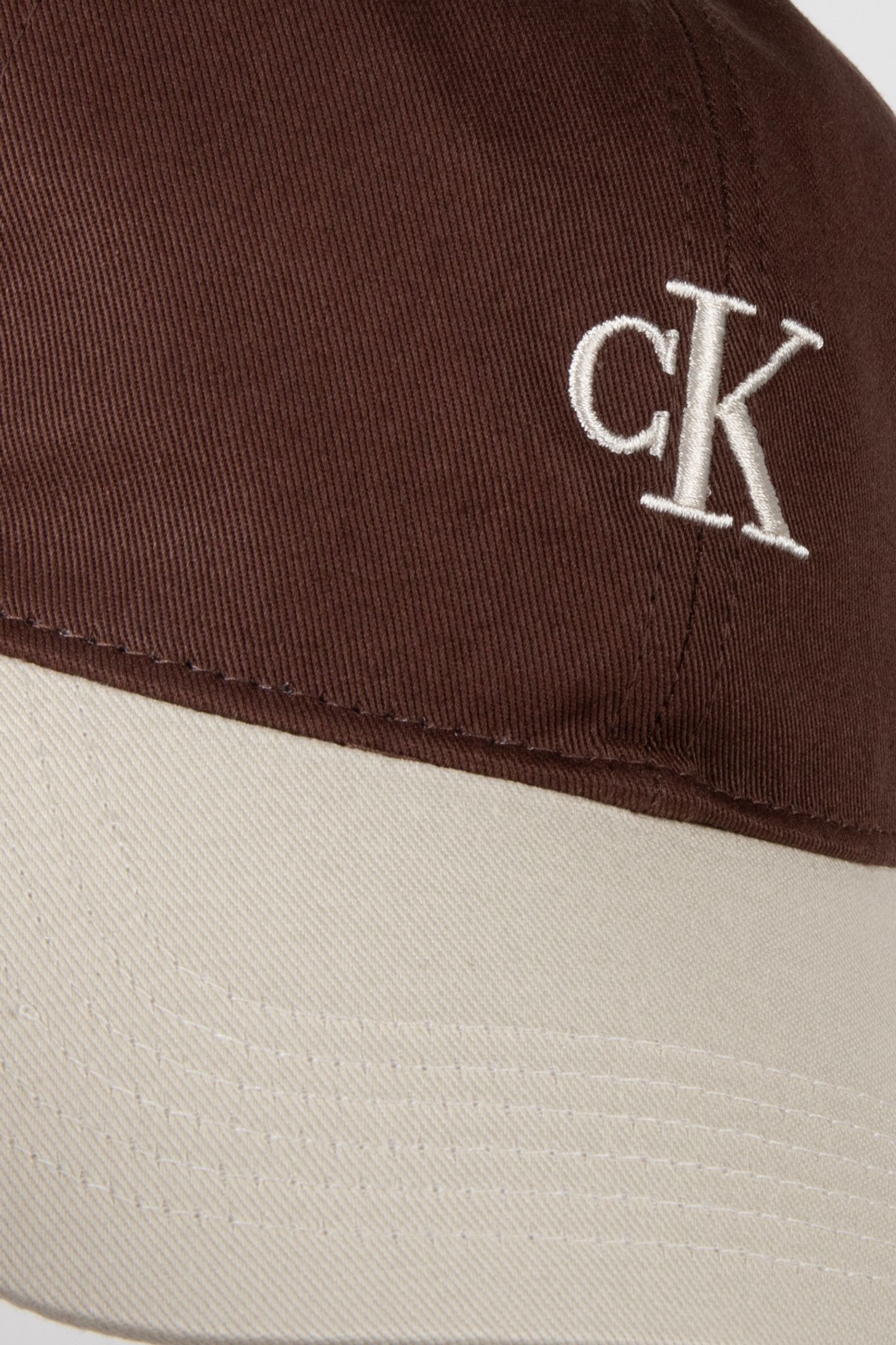 MONOGRAM EMB COLORBLOCK CAP CHOCOLATE MARTINI 5