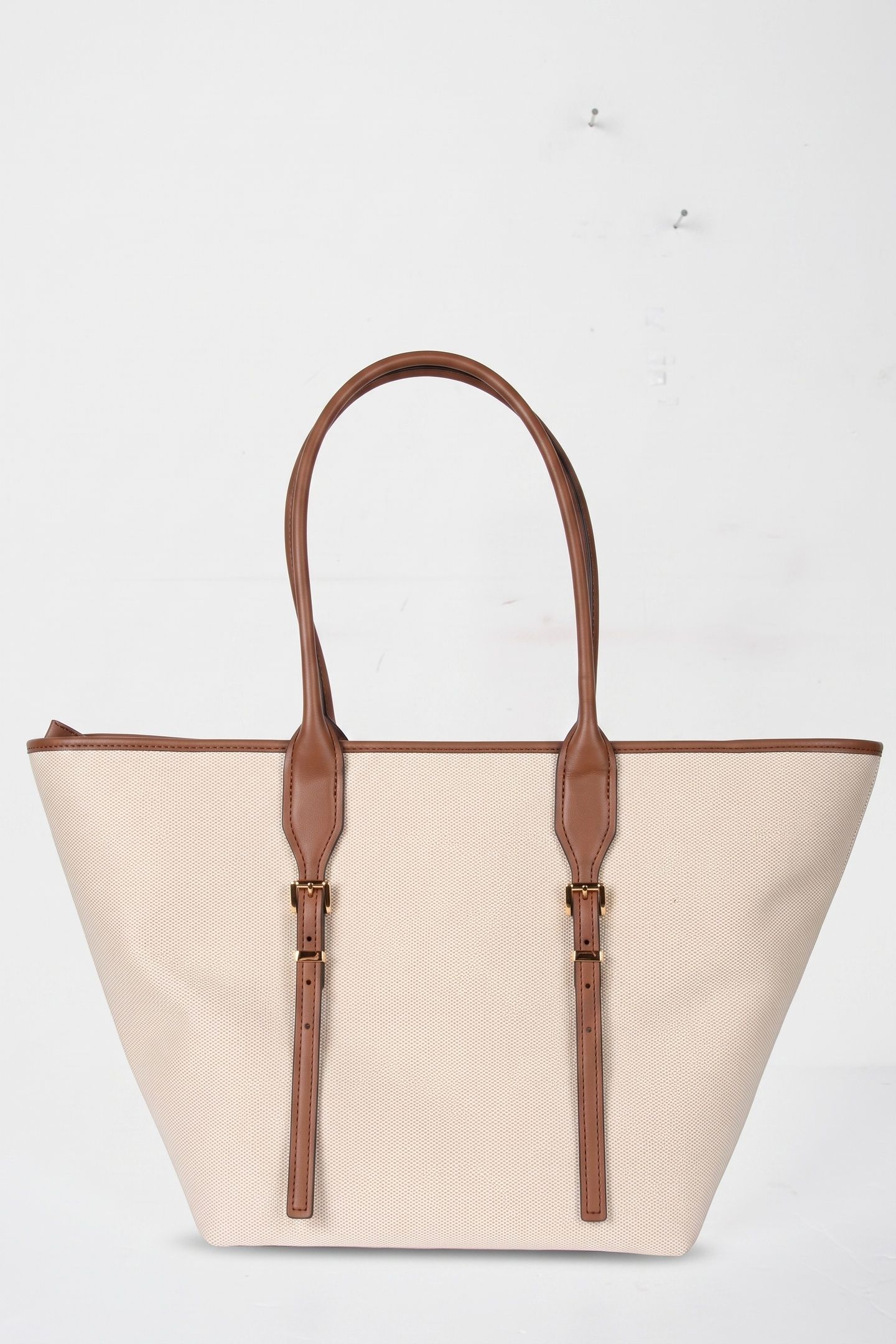 LARGE BUCKLE TOTE LUGGAGE 3