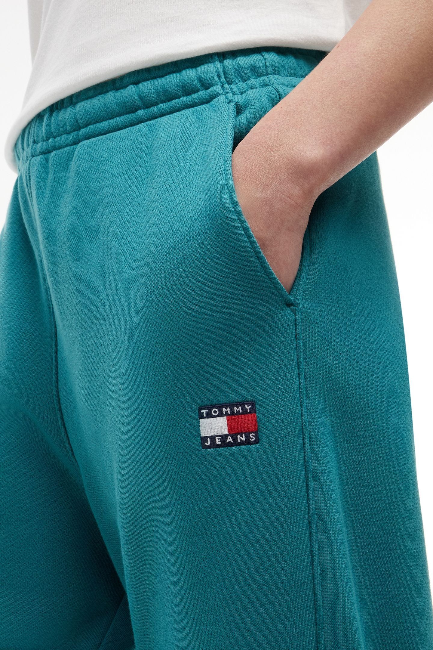BADGE SWEATPANT PLATINUM TEAL 5