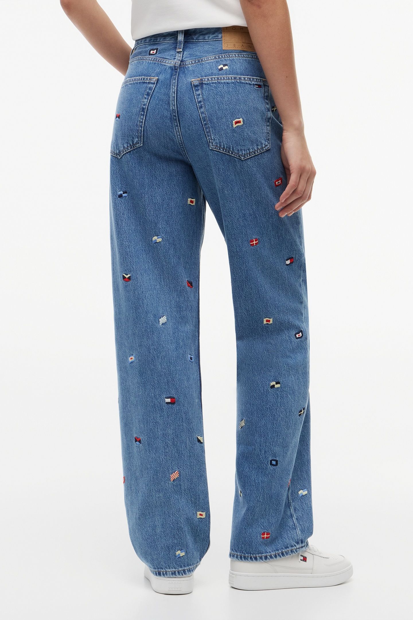 LAYLA HIGH RISE SLIM STRAIGHT DENIM MEDIUM 2