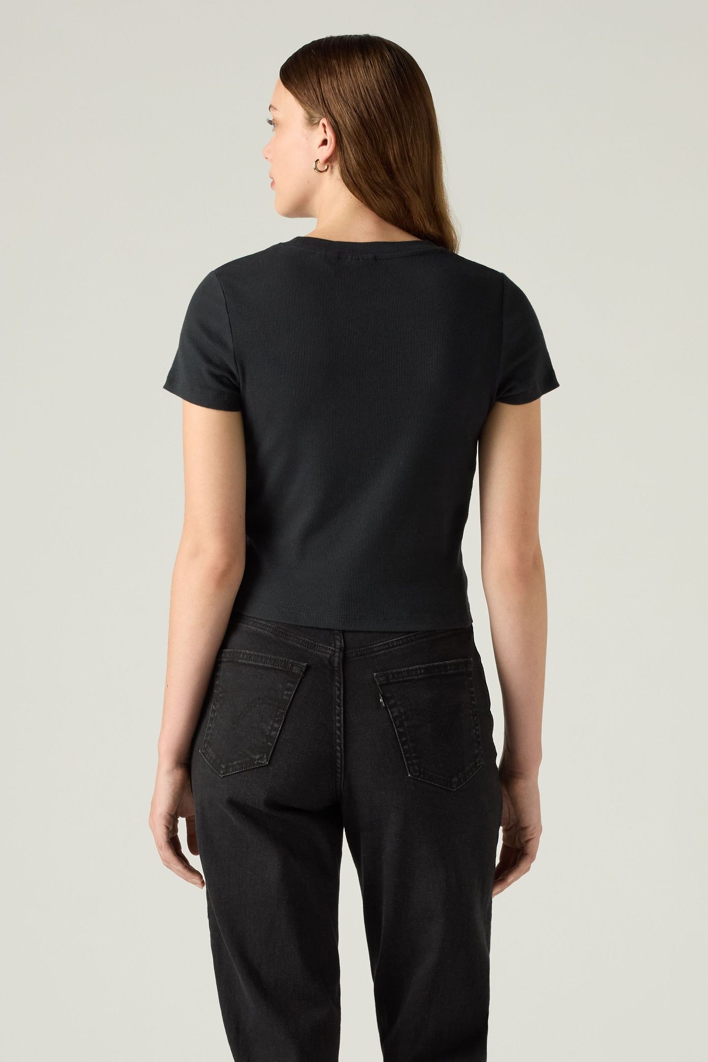 ESSENTIAL SPORTY TEE 6