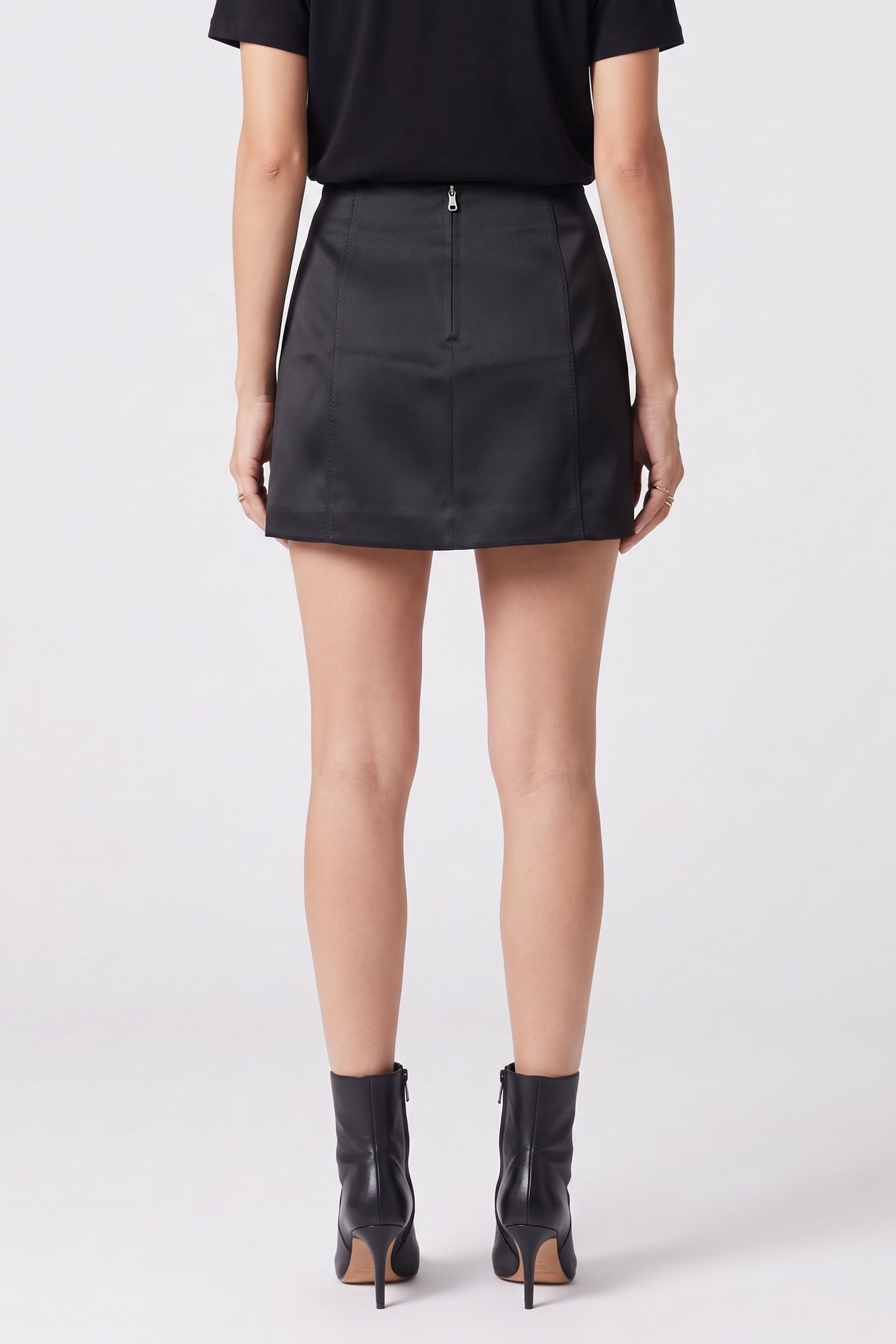 JENTE SATIN SKIRT BLACK 2