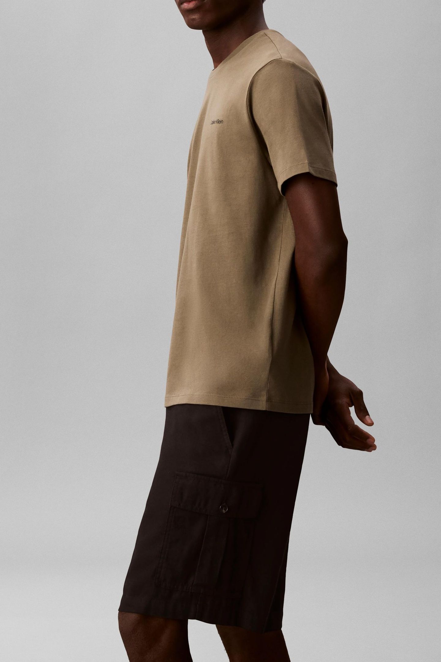 SS MICRO LOGO CREWNECK DUSTY OLIVE 3