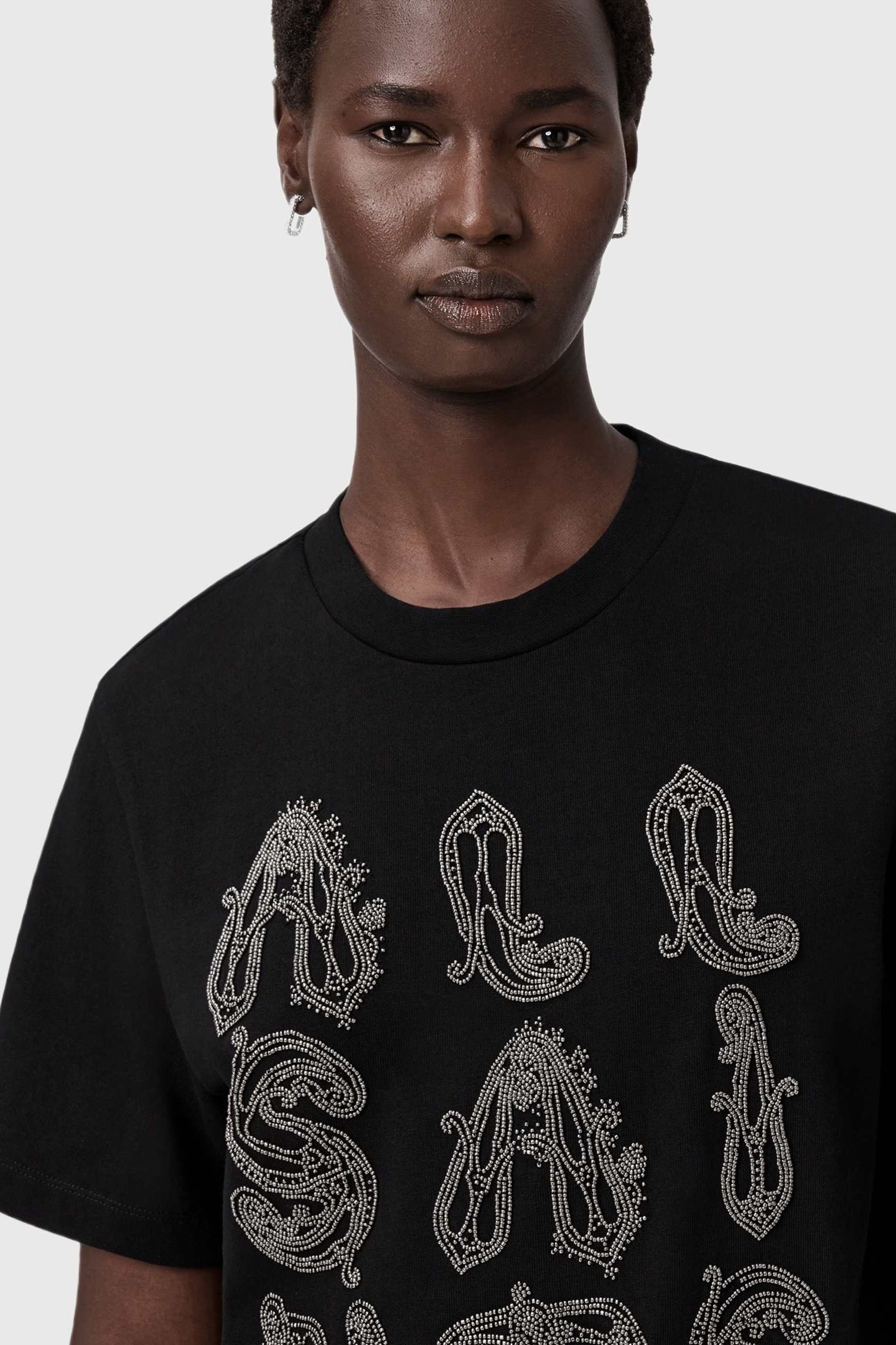 ELLA LISA TEE BLACK 7