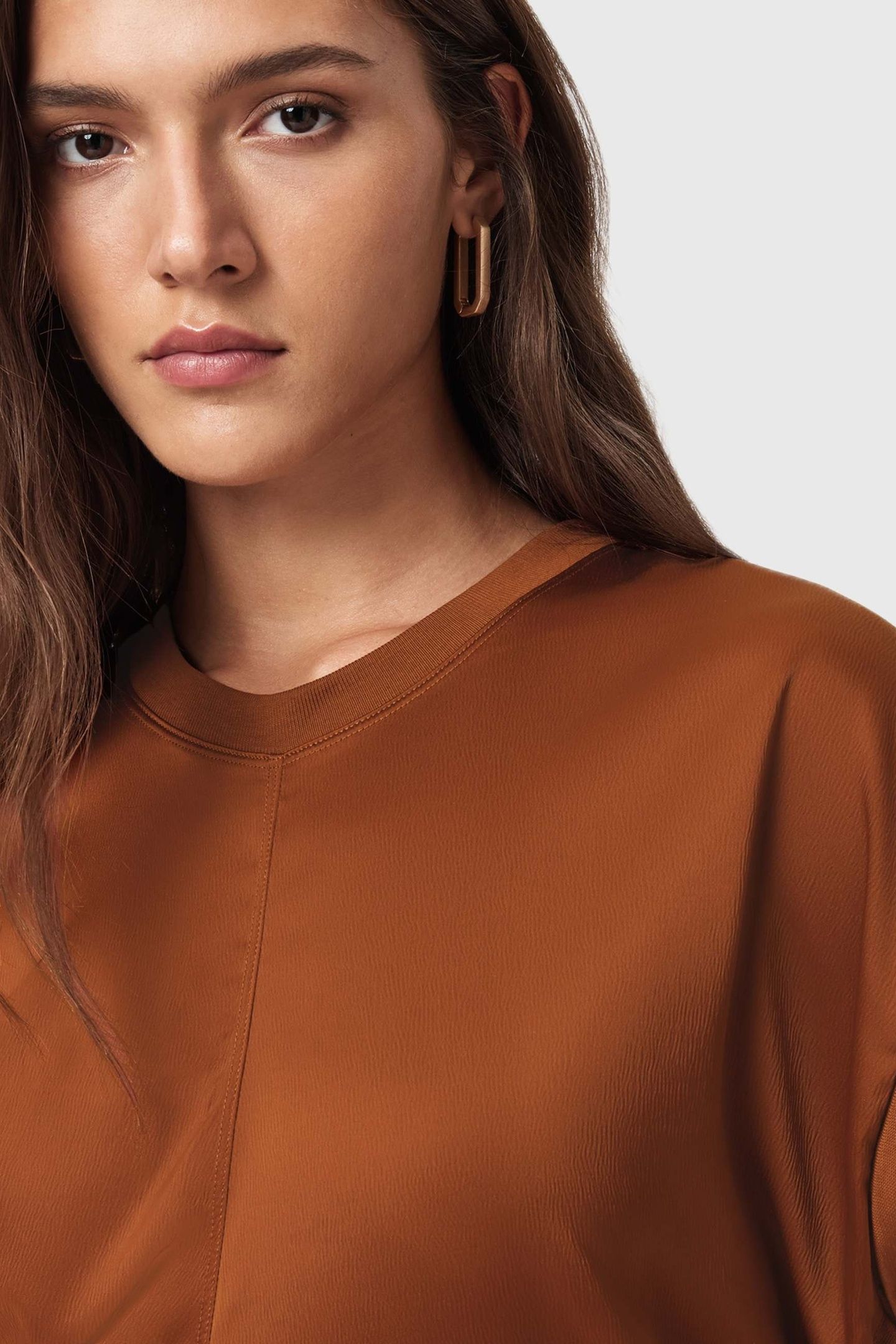 MIRA SATIN TEE RUST BROWN 8