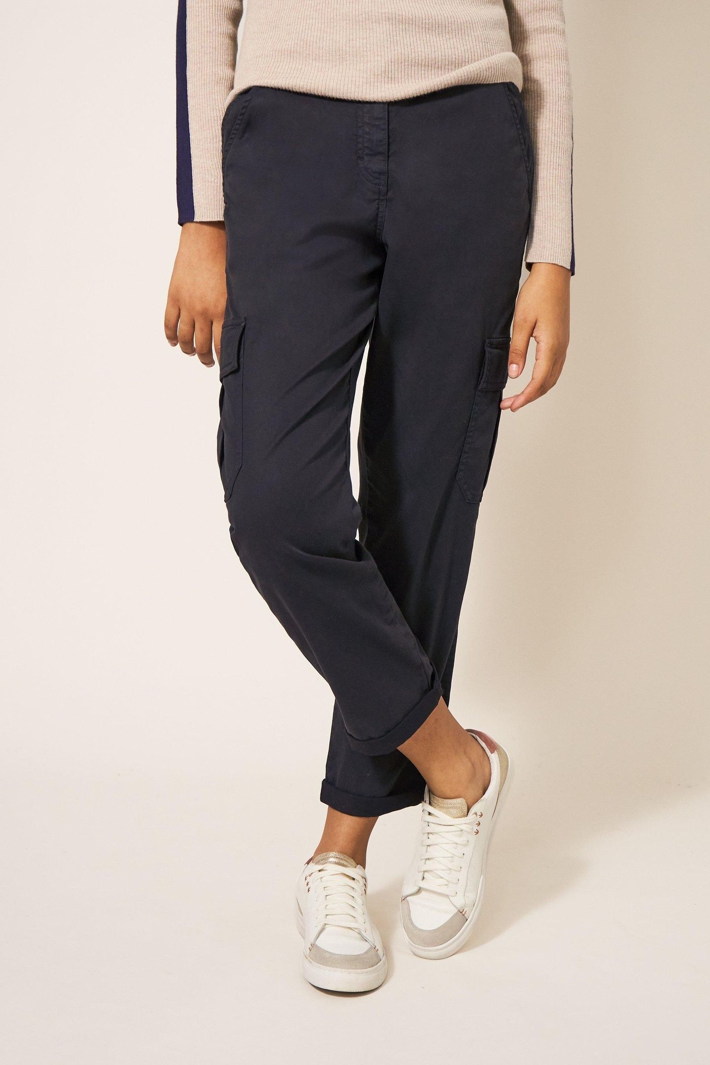EVERLEIGH CARGO TROUSER WASHED BLACK 1