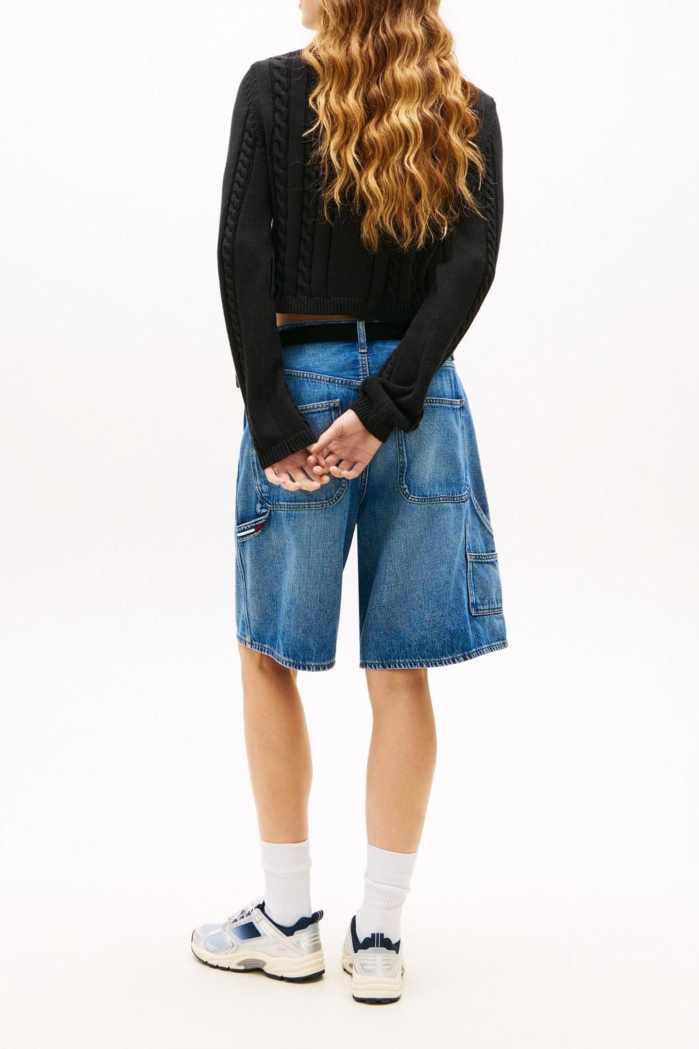 CABLE SCRIPT SWEATER BLACK 3