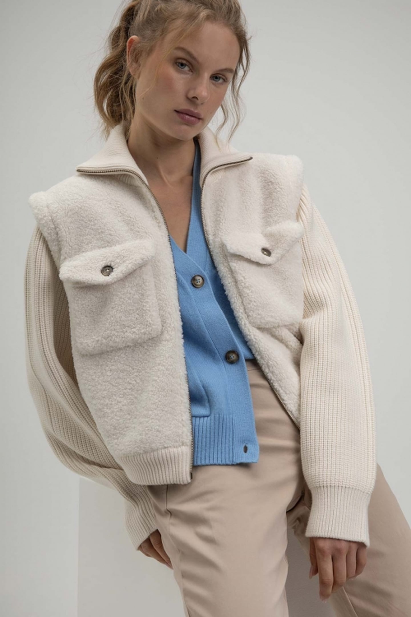 SEV JACKET OFF WHITE 2