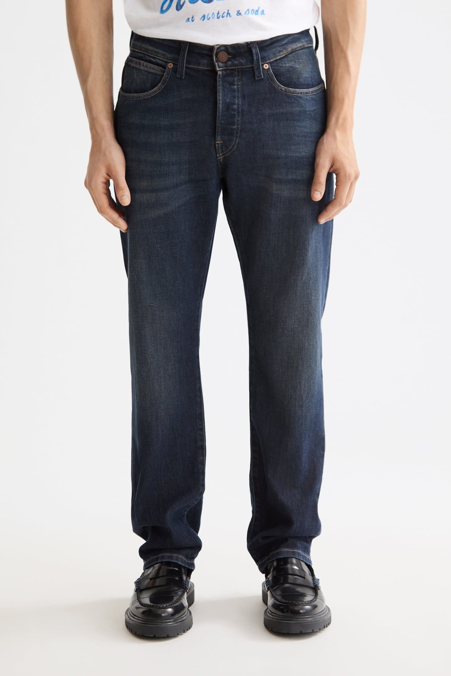 THE ZEE STRAIGHT JEANS — PAINT IT BLAUW 1