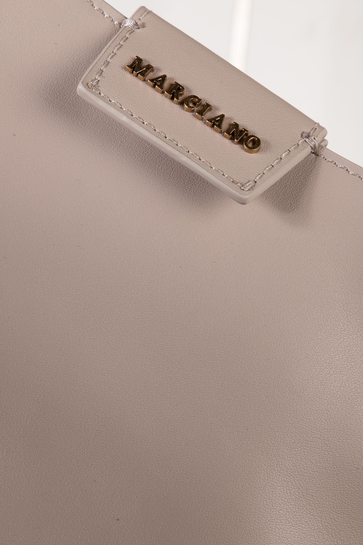 HOBO MEDIUM VELVET TAUPE 4