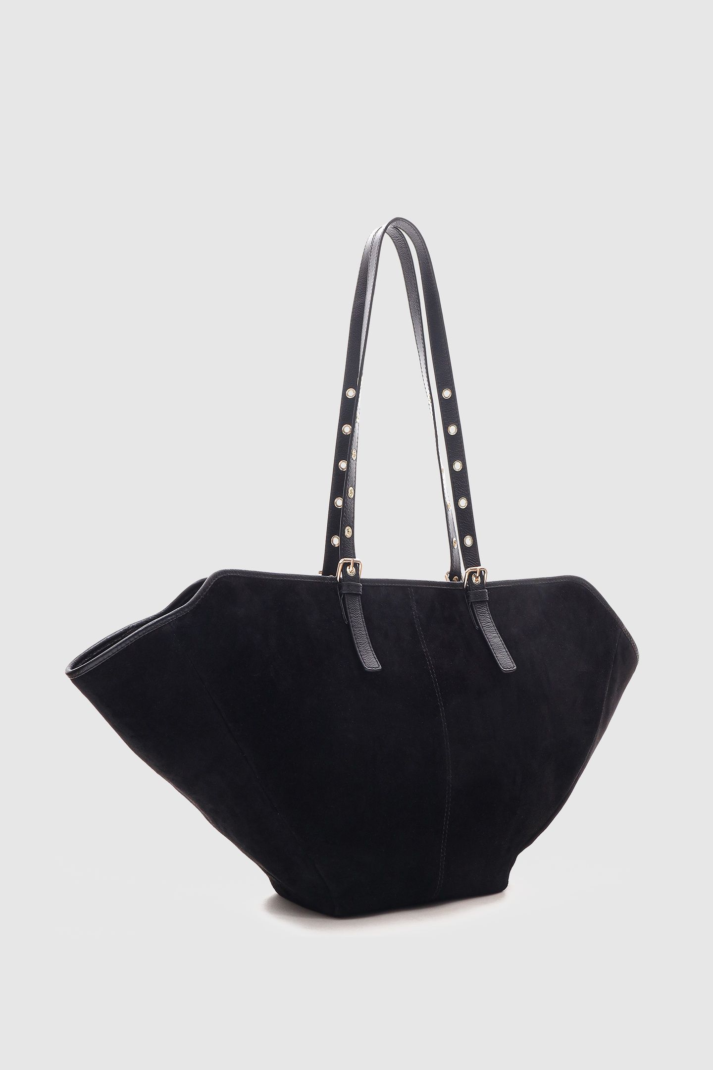 NORA SUEDE BLACK W. GOLD 2