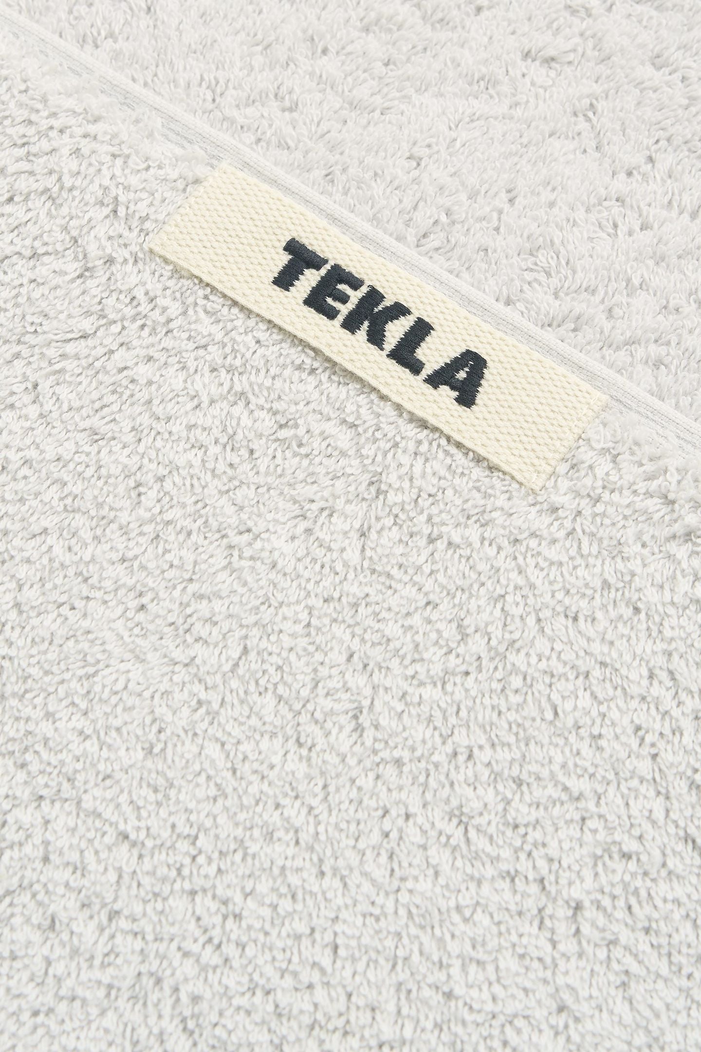 UNISEX HAND TOWEL LUNAR ROCK 5