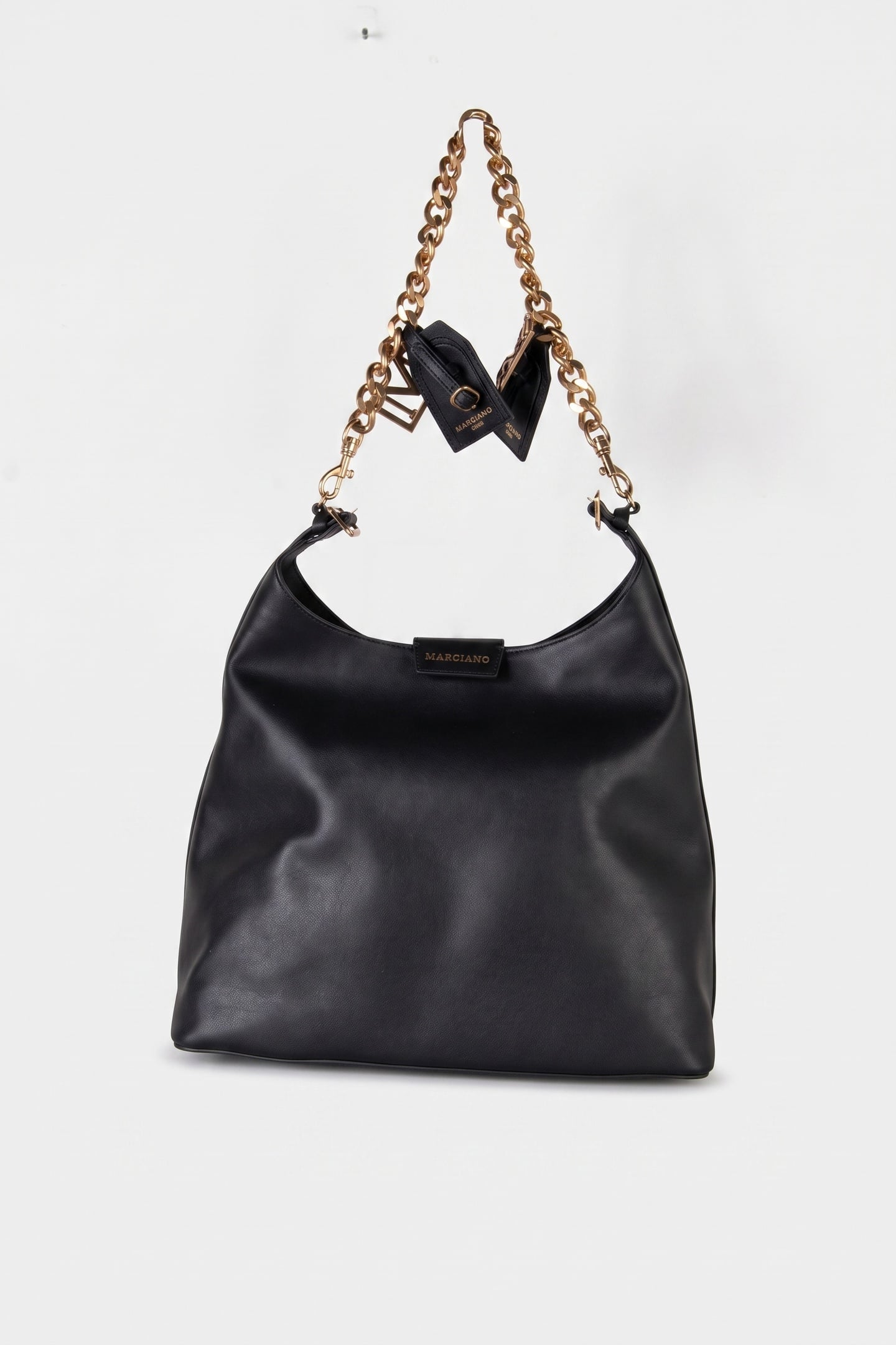 HOBO MEDIUM JET BLACK A996 1