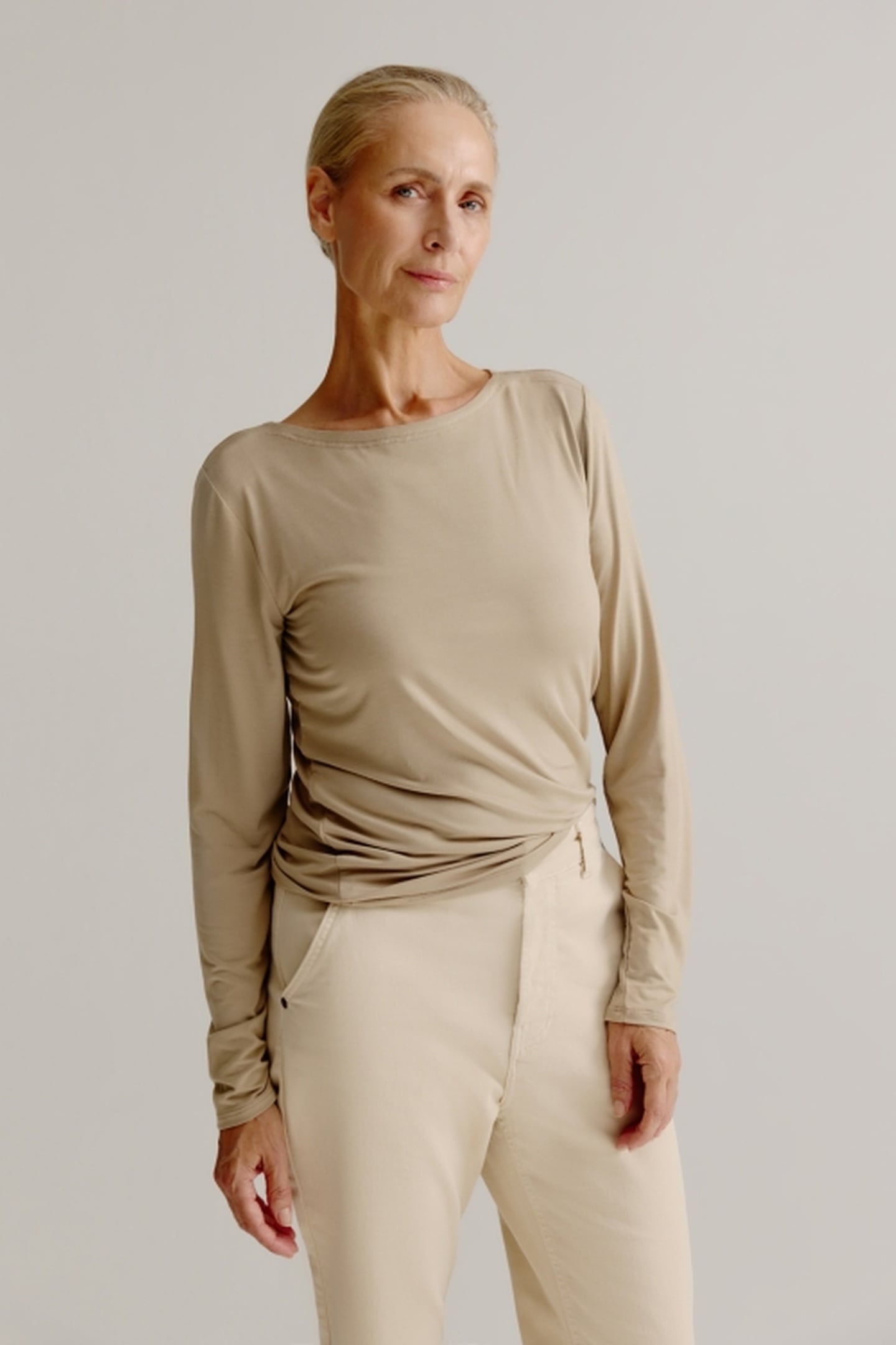ALINE T-SHIRT SOLID LIGHT KHAKI 2