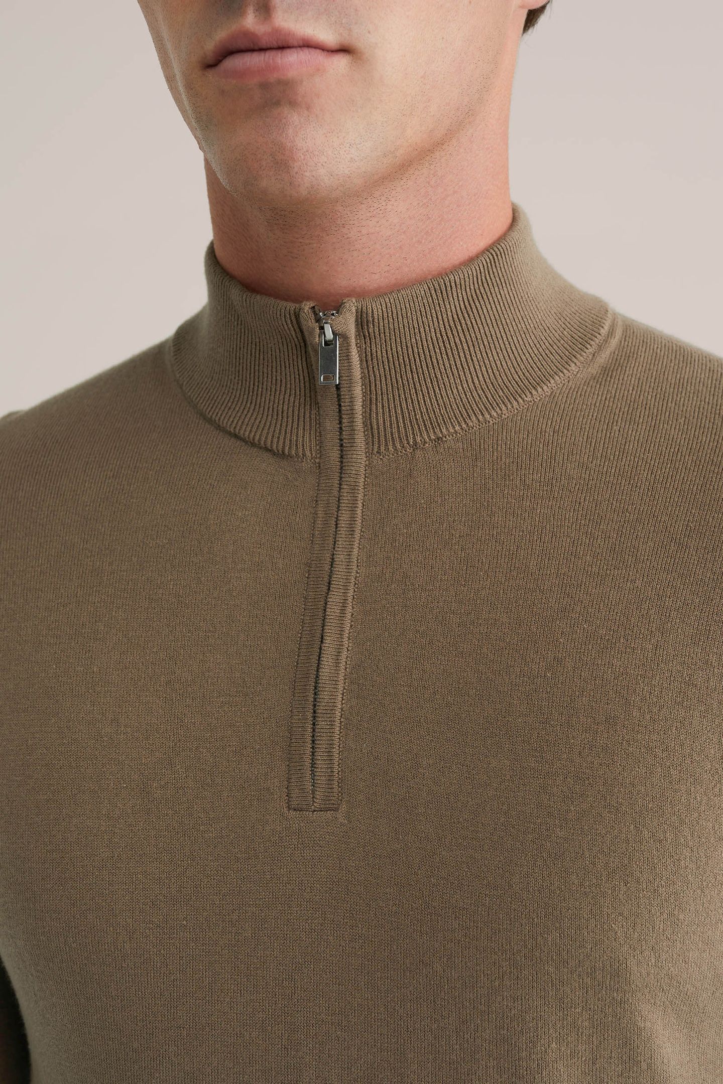 HALFWAY ZIPPER KHAKI 5