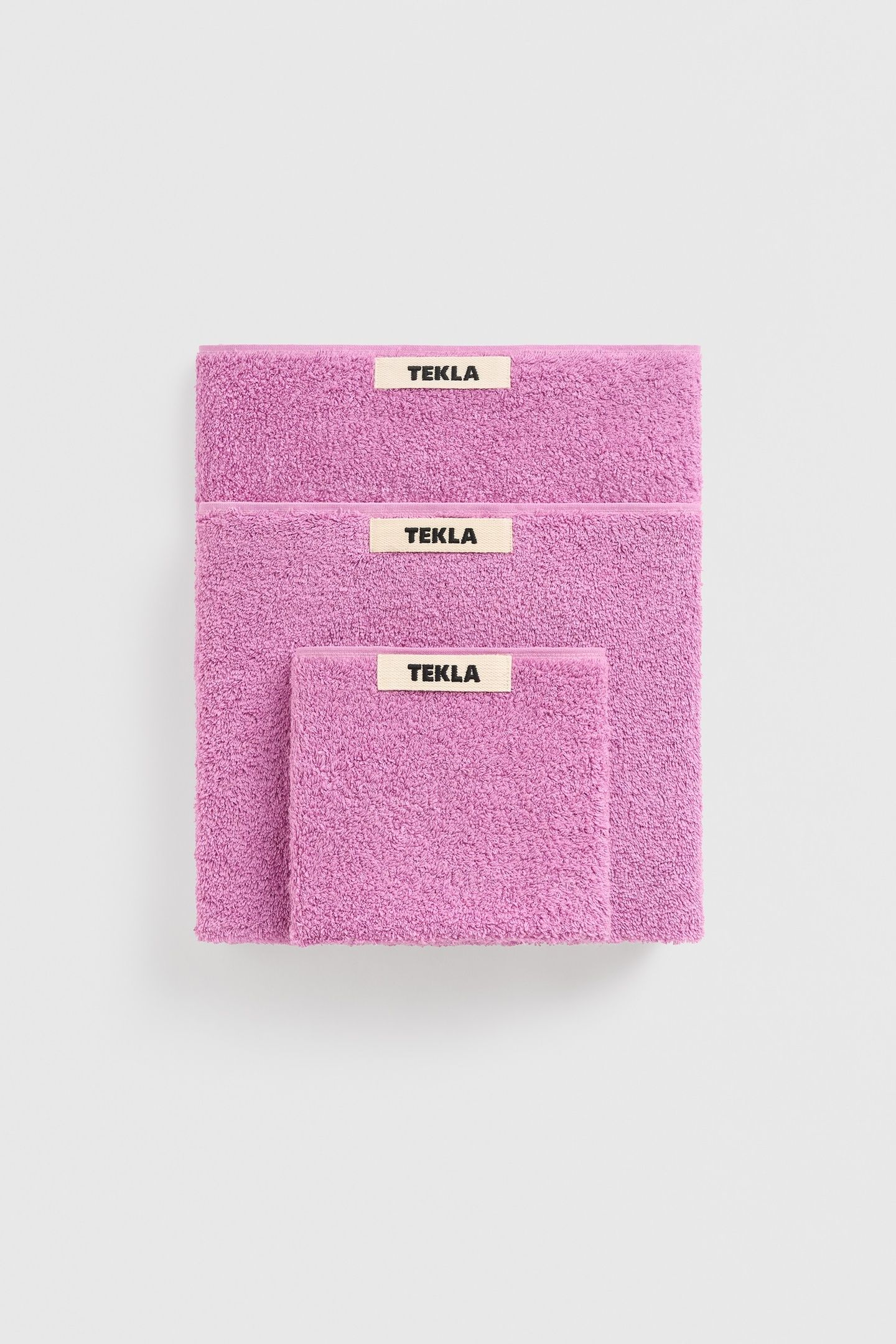 UNISEX HAND TOWEL MAGENTA 4