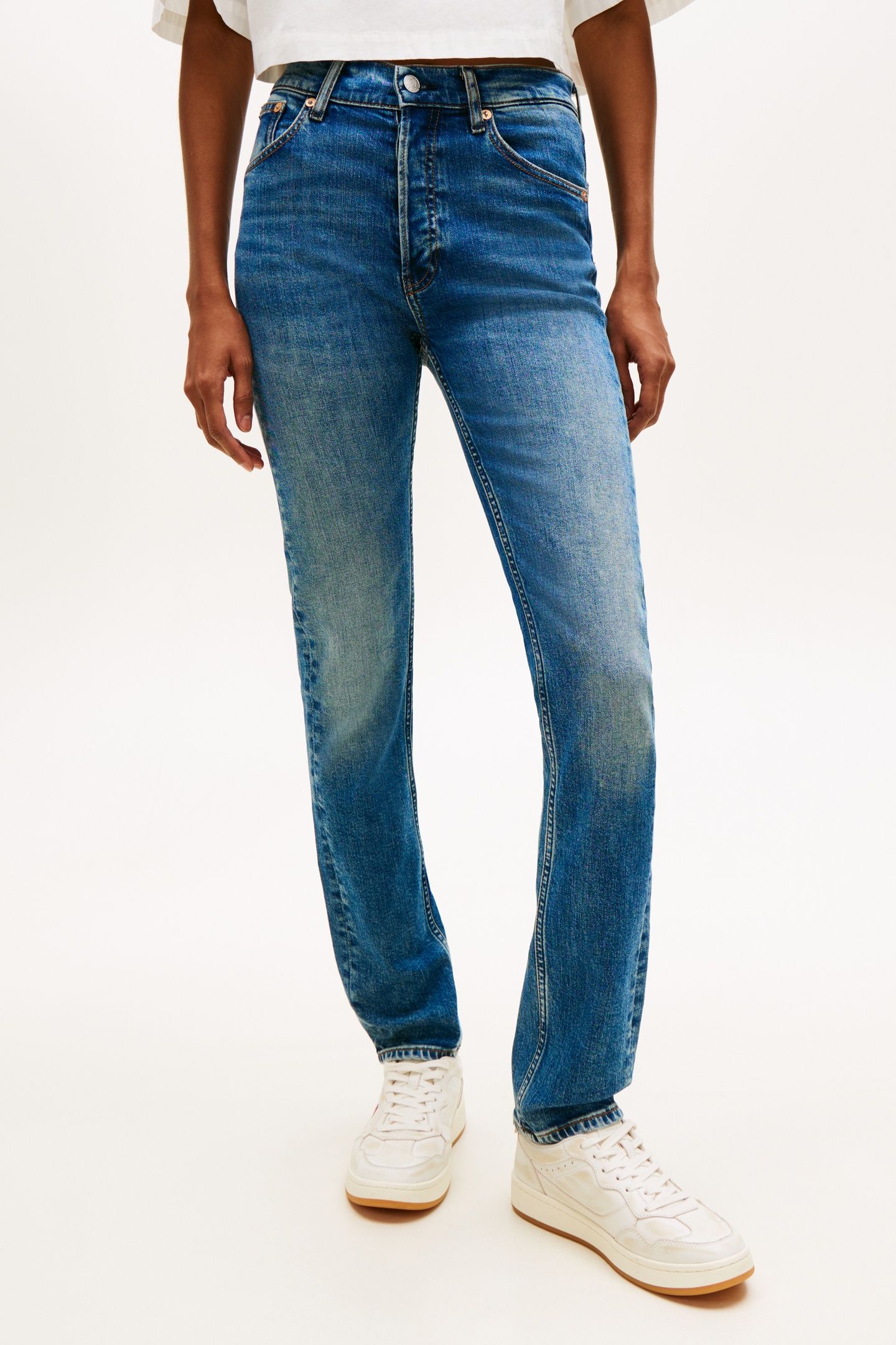 MID RISE SLIM DENIM MEDIUM 3