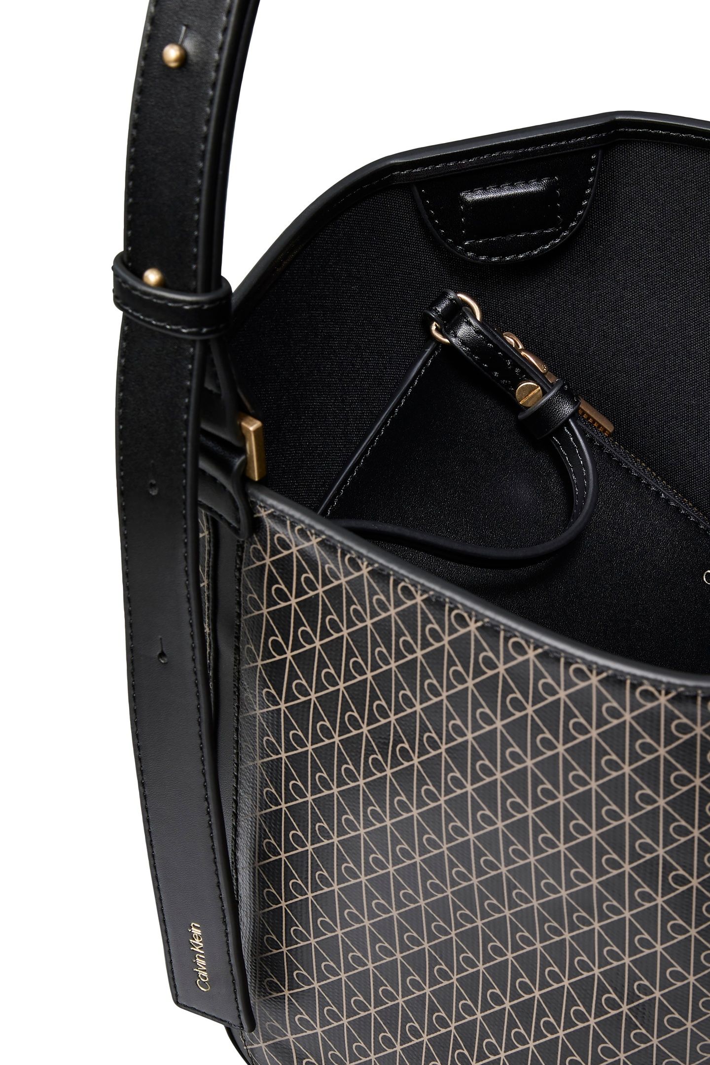 EMBLEM ALL-OVER PRINT MEDIUM BUCKET BAG BLACK 4