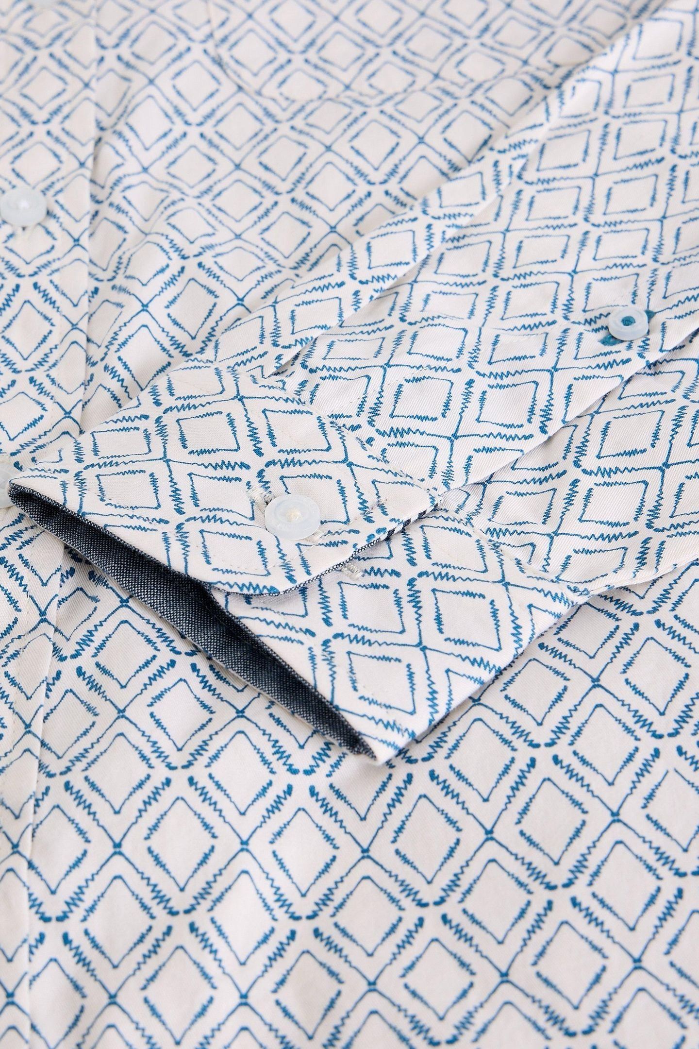 DIAMOND SQUIGGLE PRINTED SHIRT WHITE PRINT 4