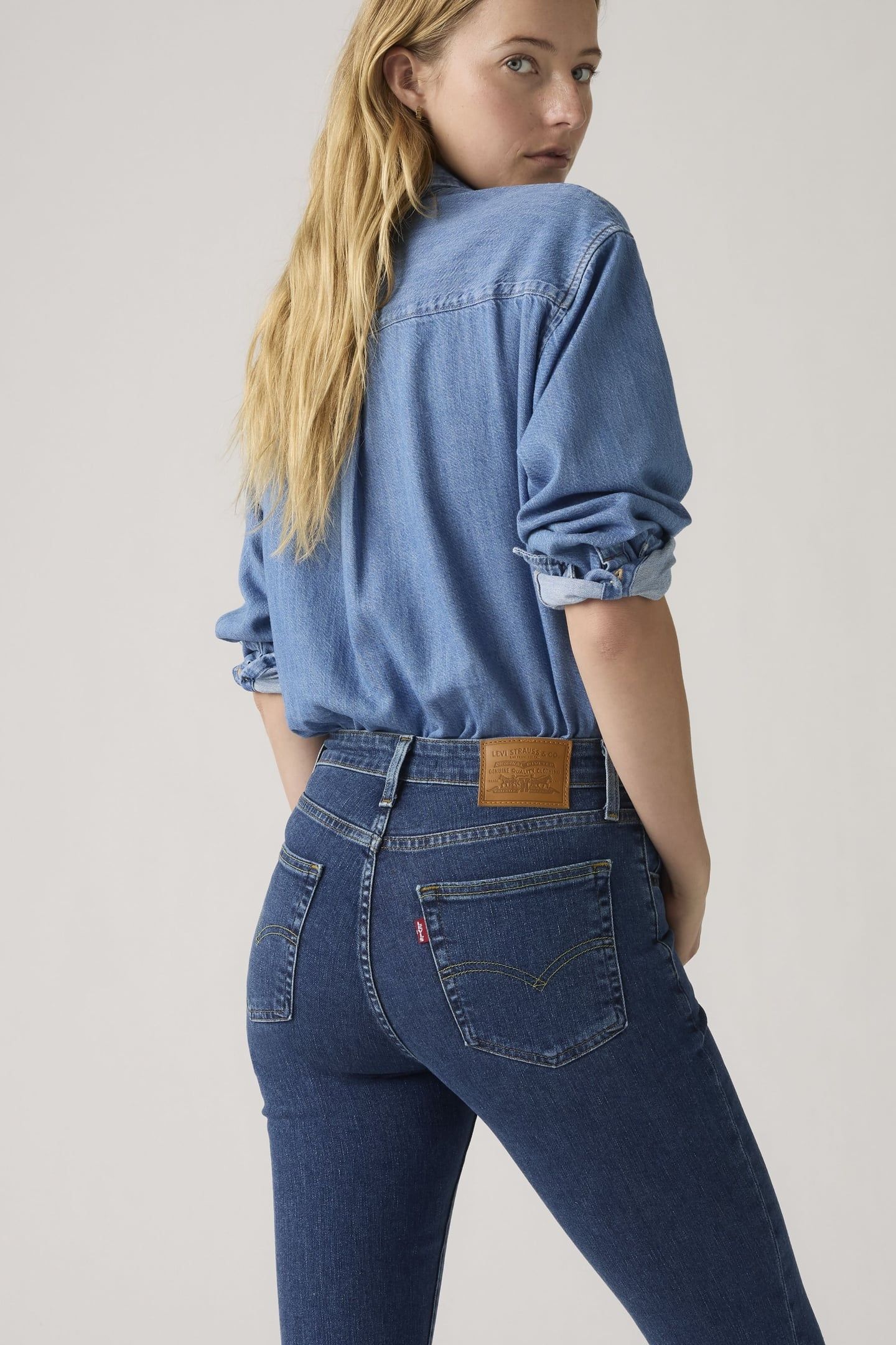 725 HIGH RISE BOOTCUT JEANS 3