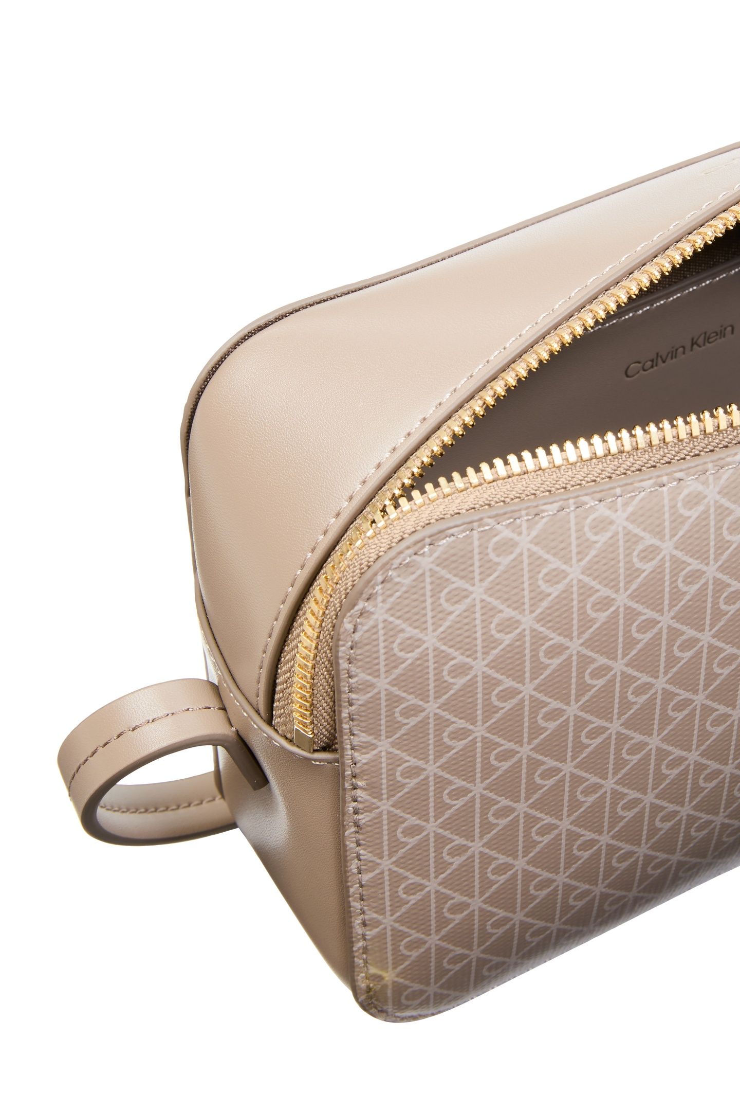 EMBLEM ALL-OVER PRINT ELONGATED BAG DESERT TAUPE 3