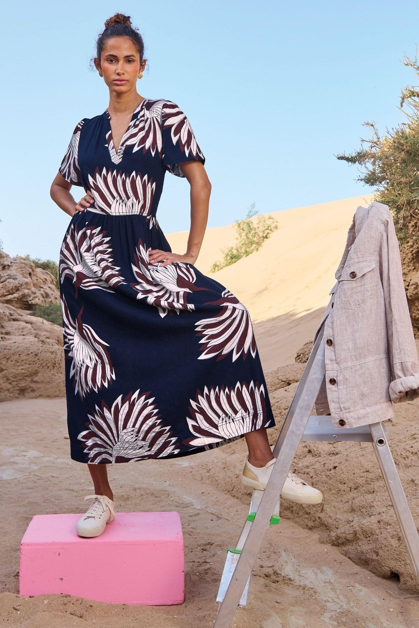 CLOVE LINEN BLEND DRESS NAVY PRINT 7