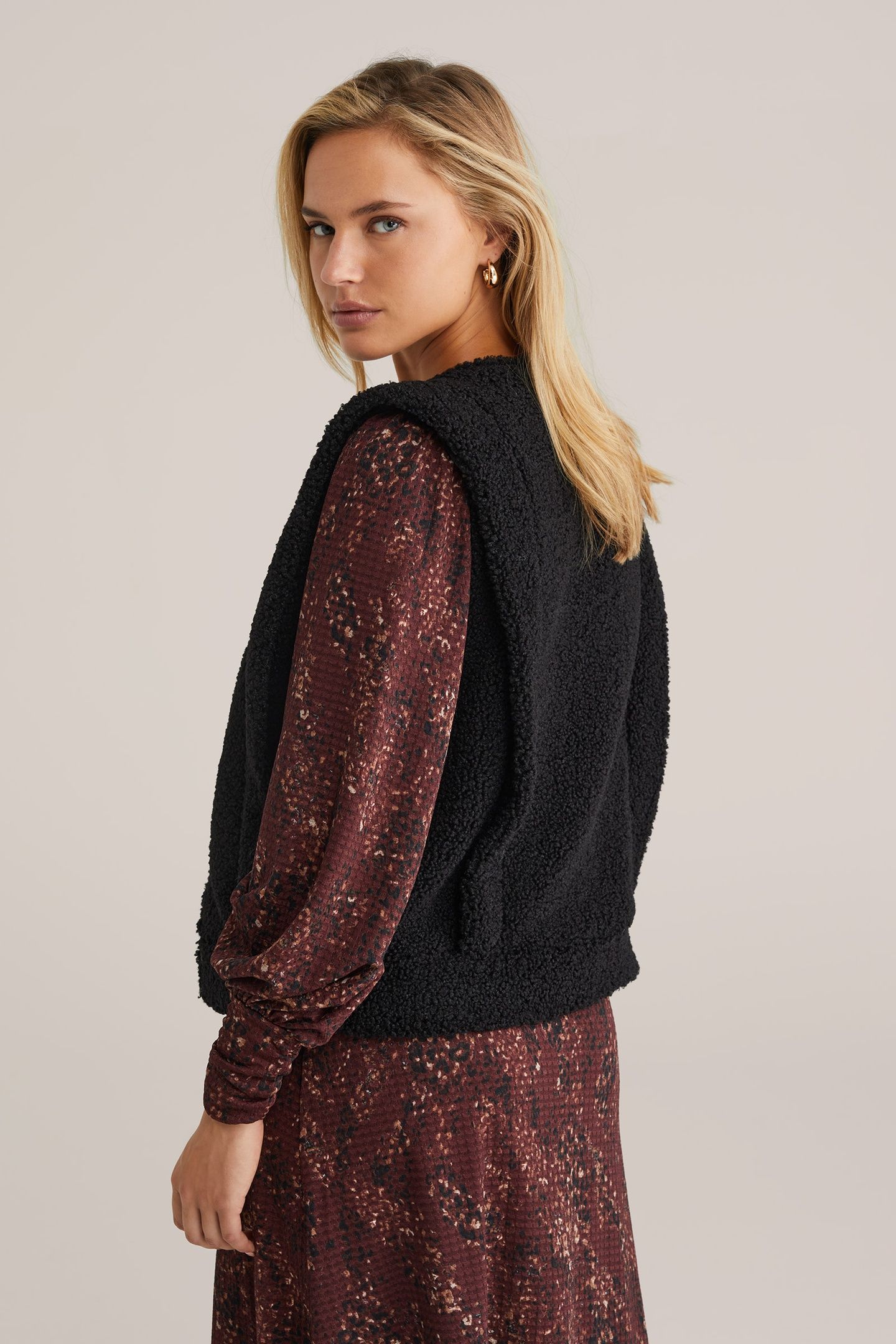 GILET BLACK 3