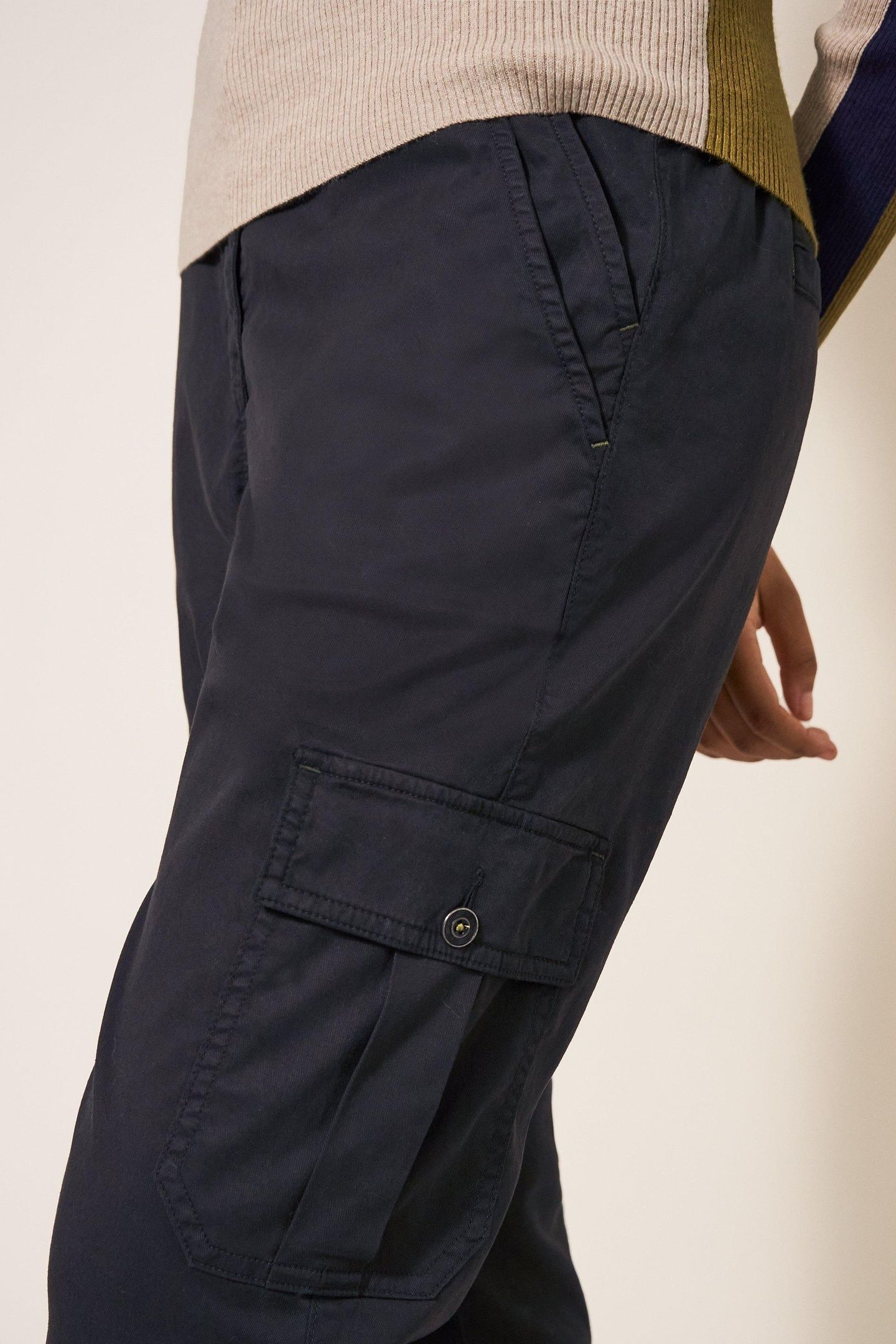 EVERLEIGH CARGO TROUSER WASHED BLACK 6