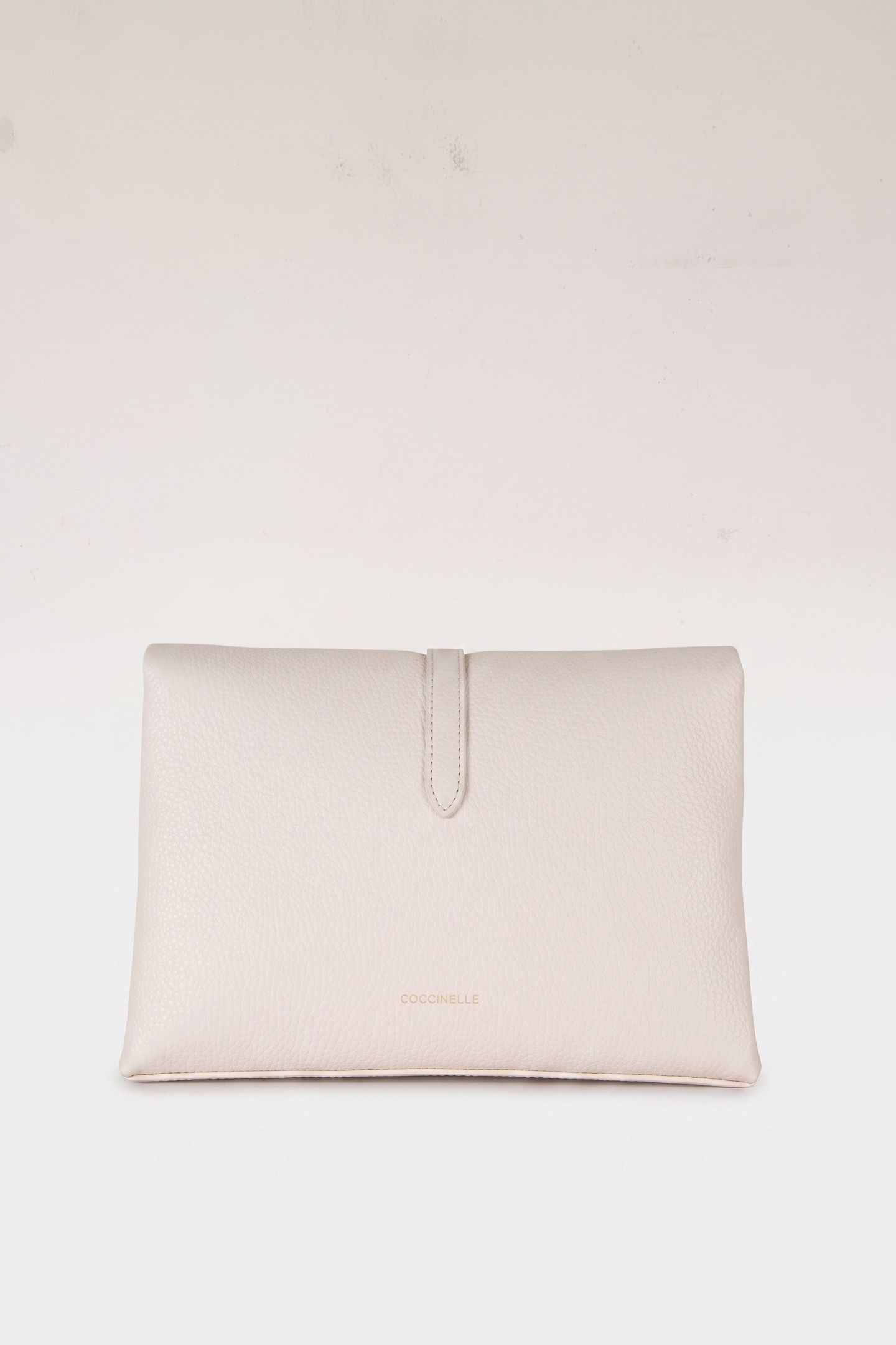 COCCINELLEDORIAN BLANCO 3